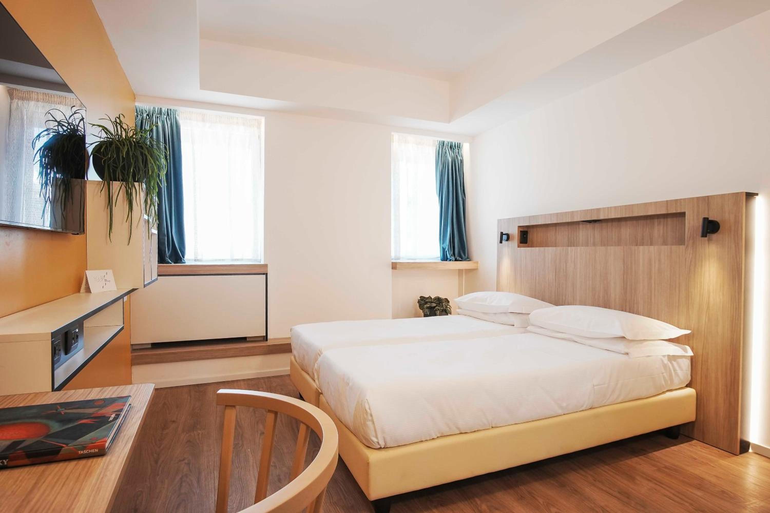 Superior Double Room - Photo 1
