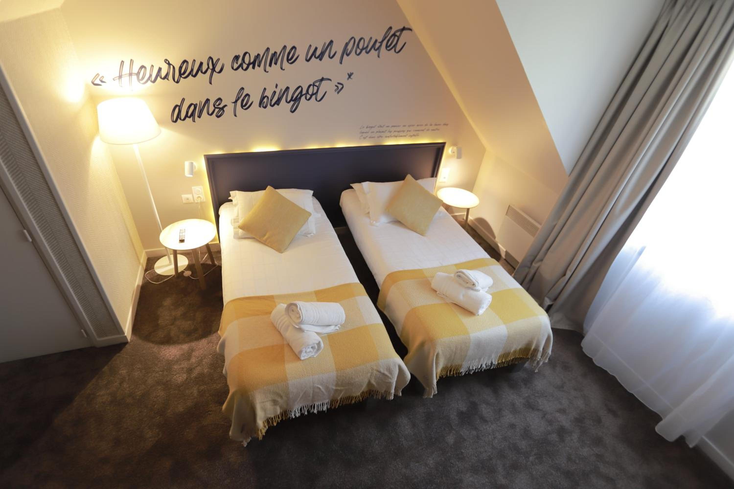Quadruple Room - Photo 3