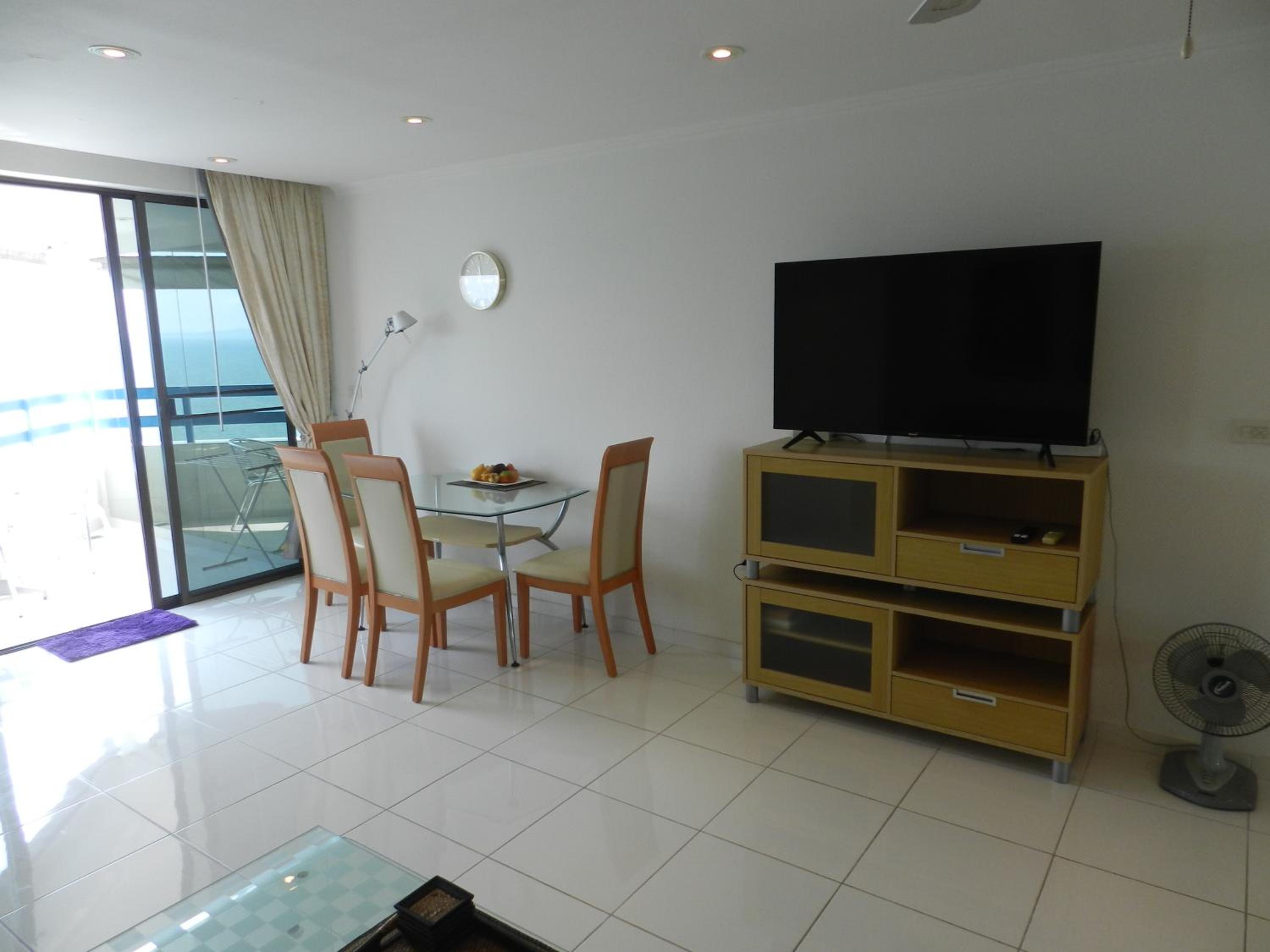 Deluxe Apartment photo 1