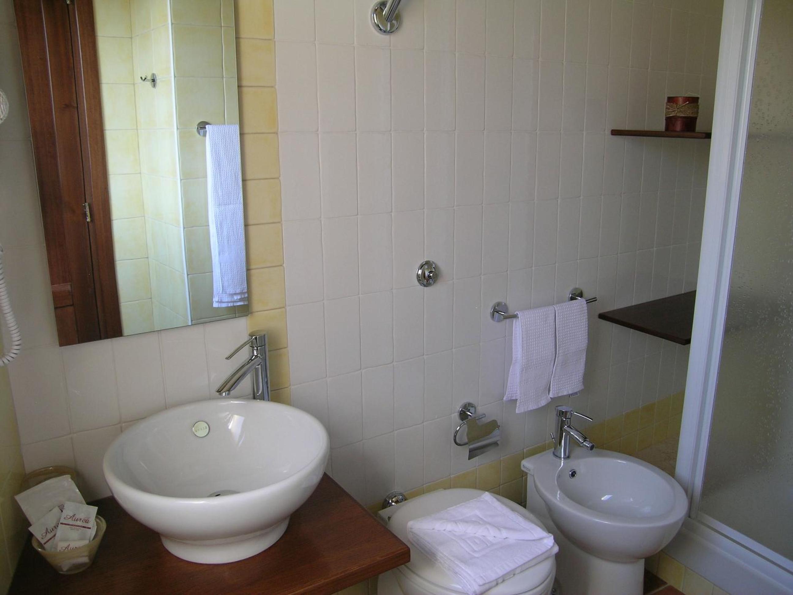 Superior Double Room with Balcony photo 2