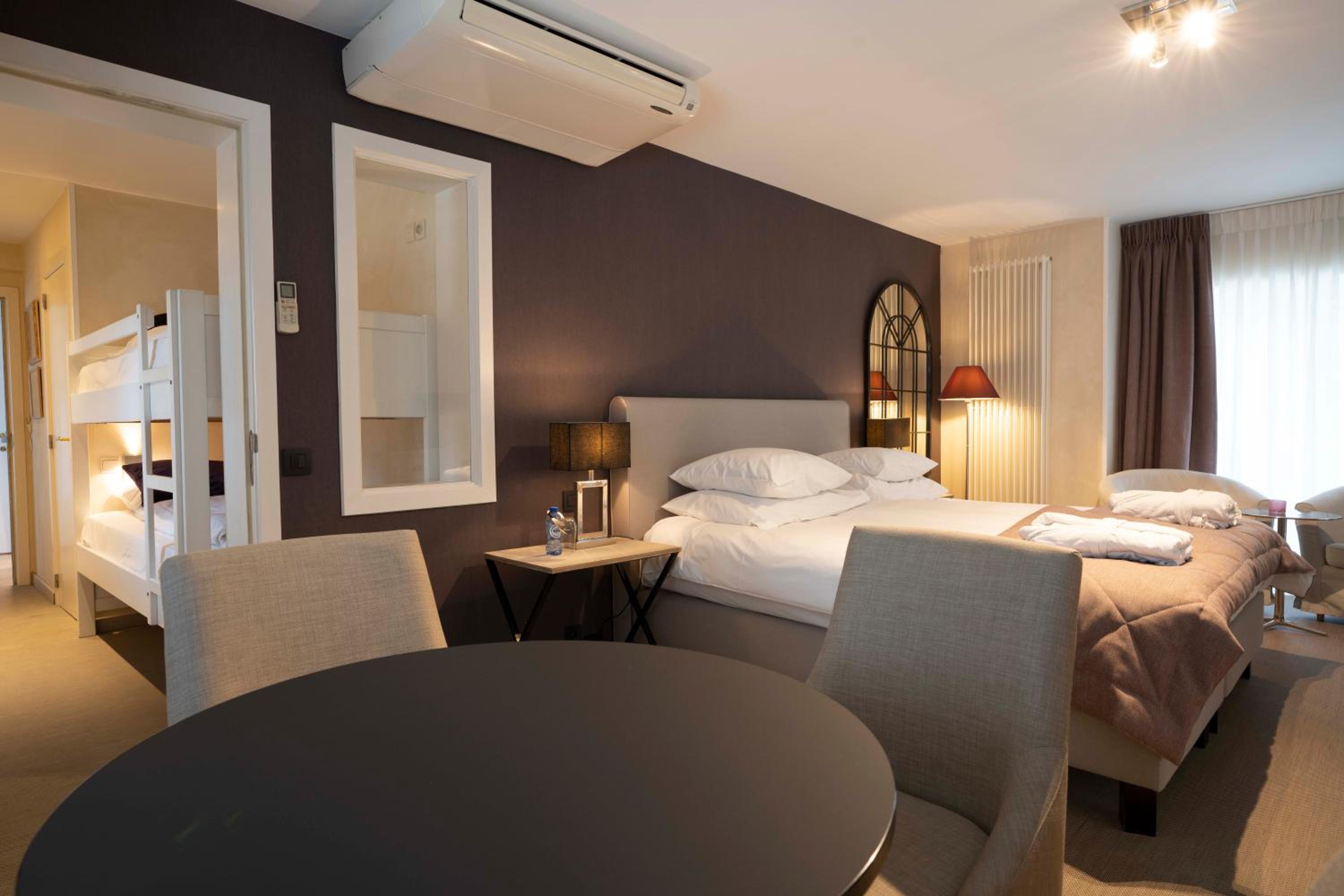 Deluxe Double Room photo 3
