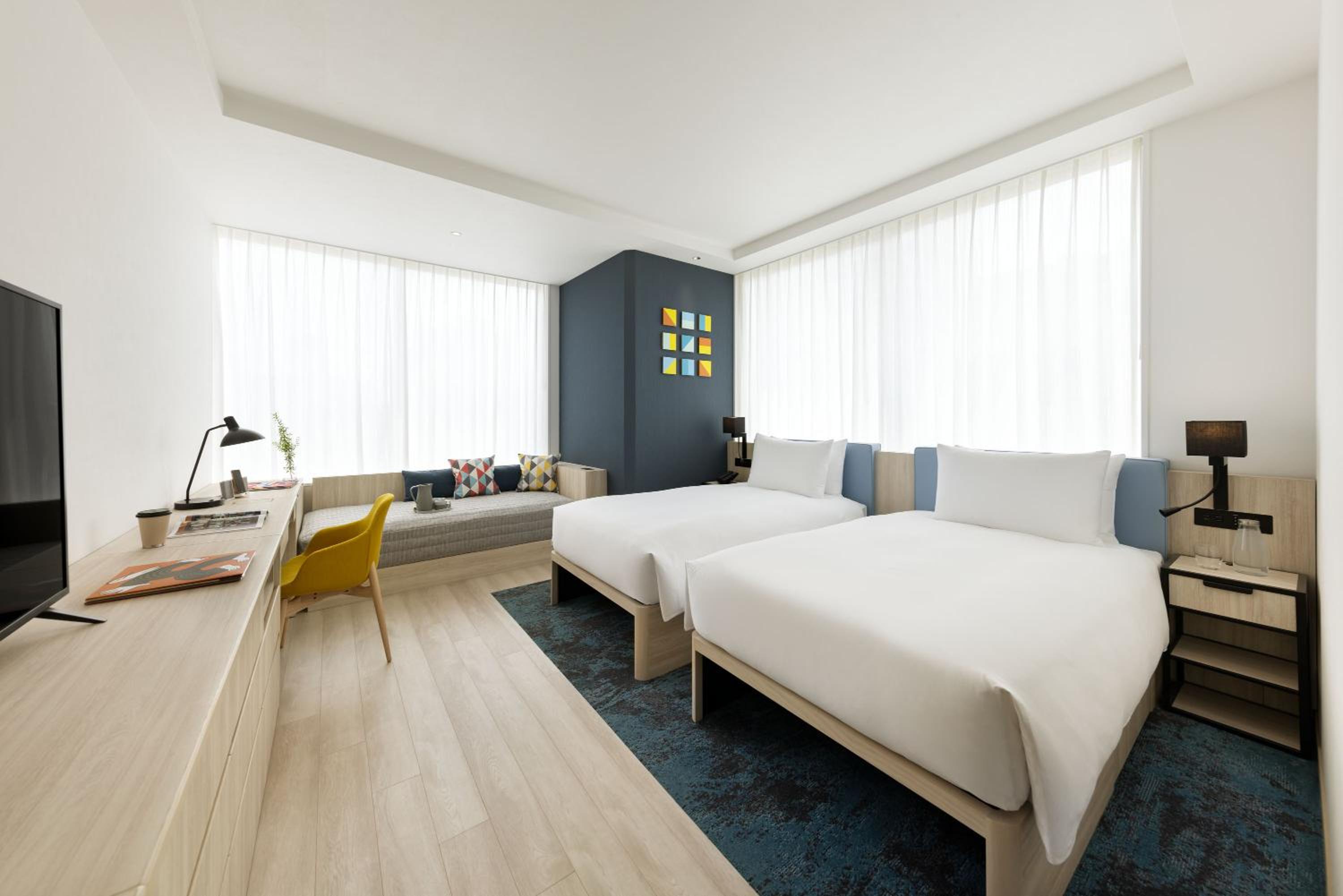 Premium Twin Room with Day Bed