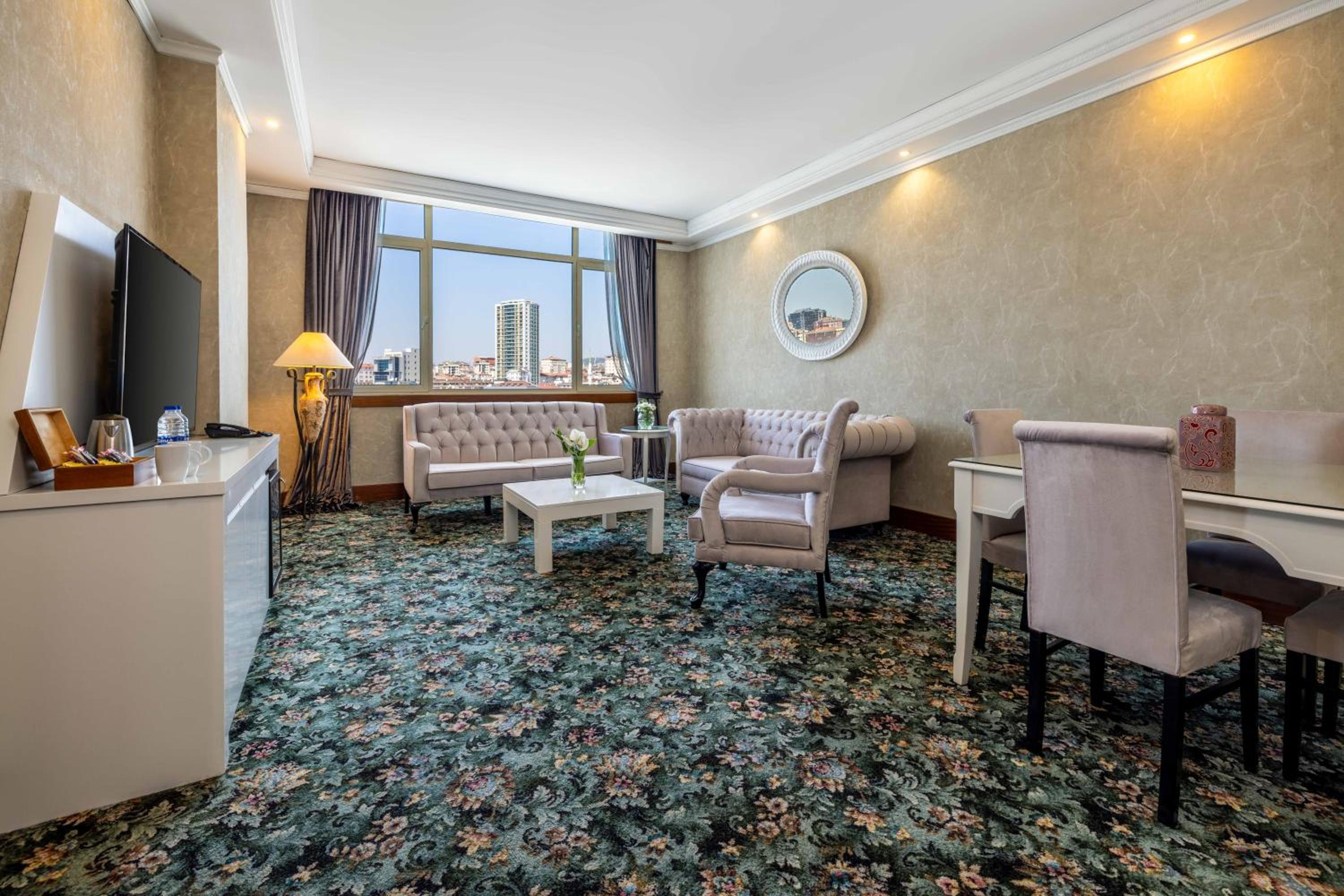Suite photo 1