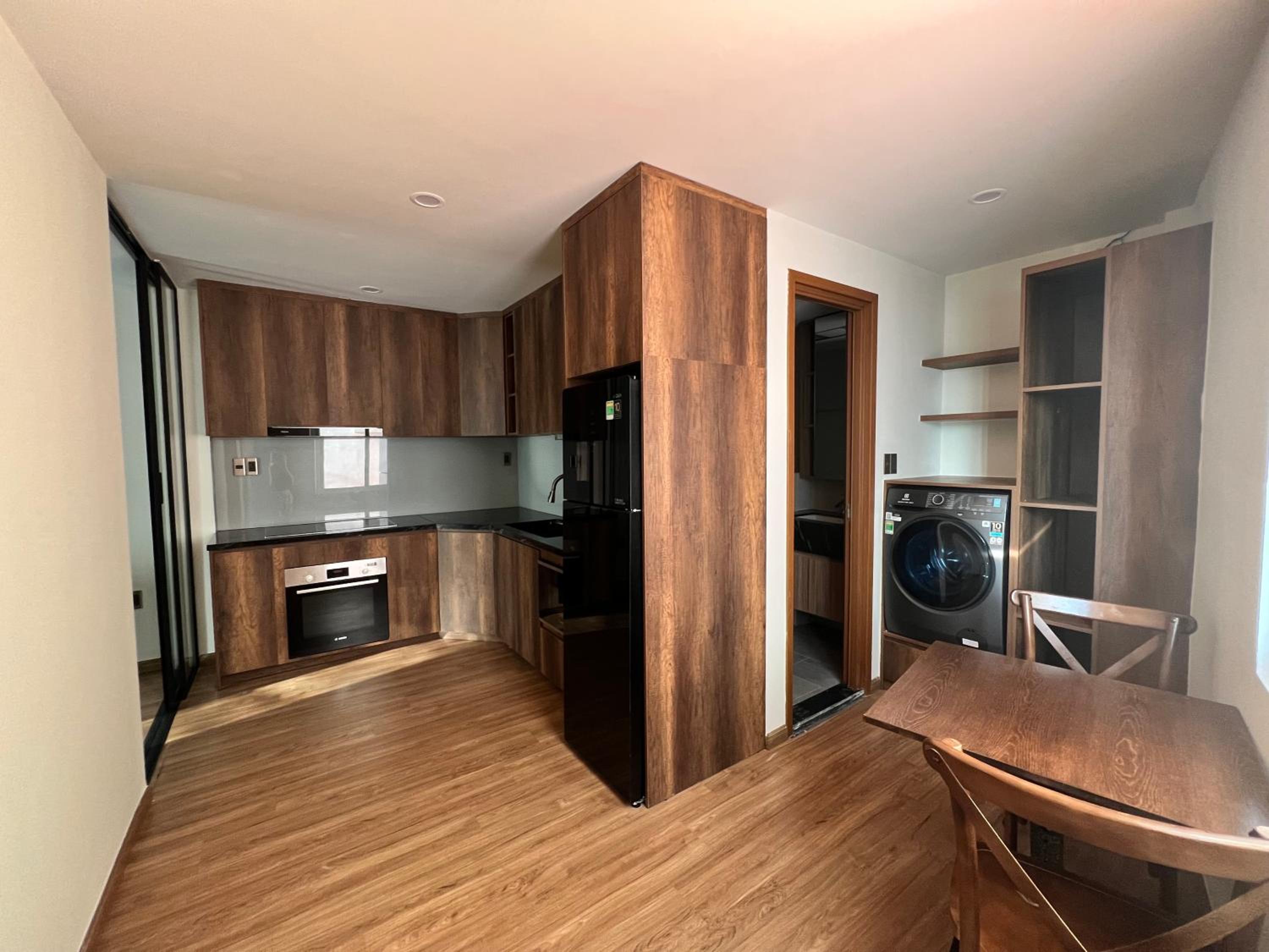 One-Bedroom Apartment photo 3