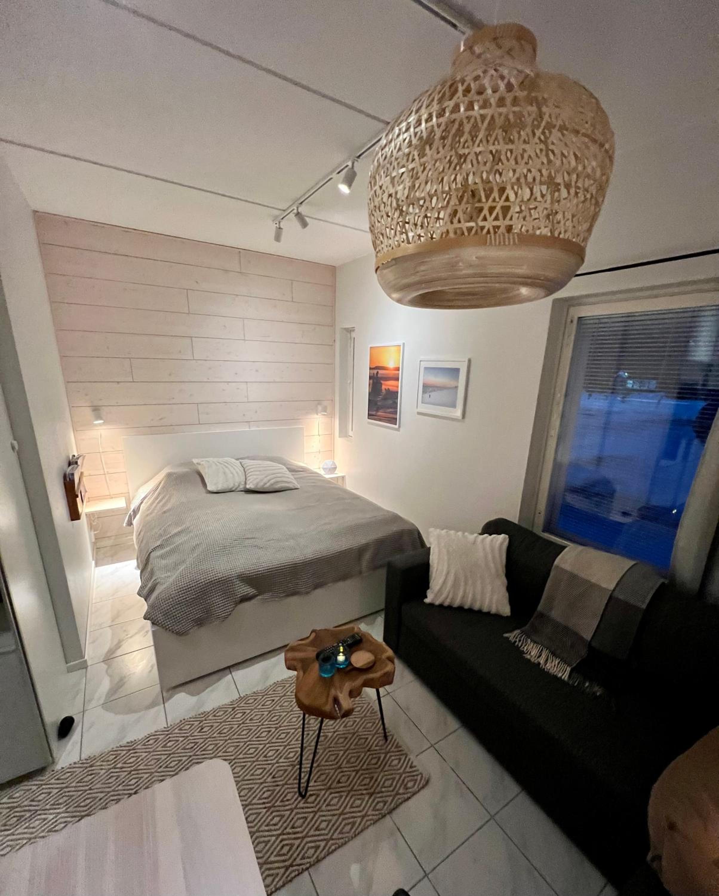Studio Apartment photo 1