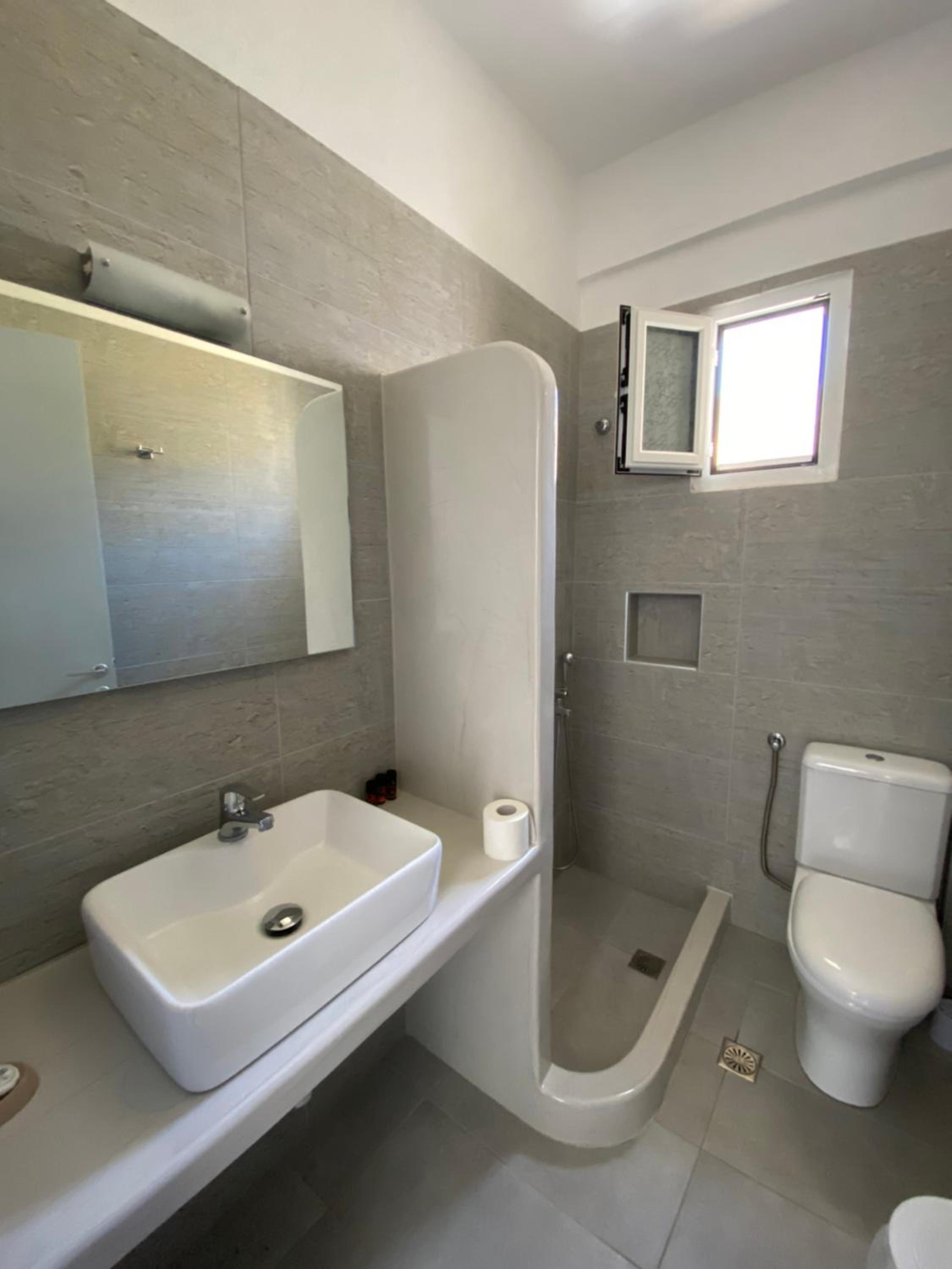 Triple Room - Photo 5