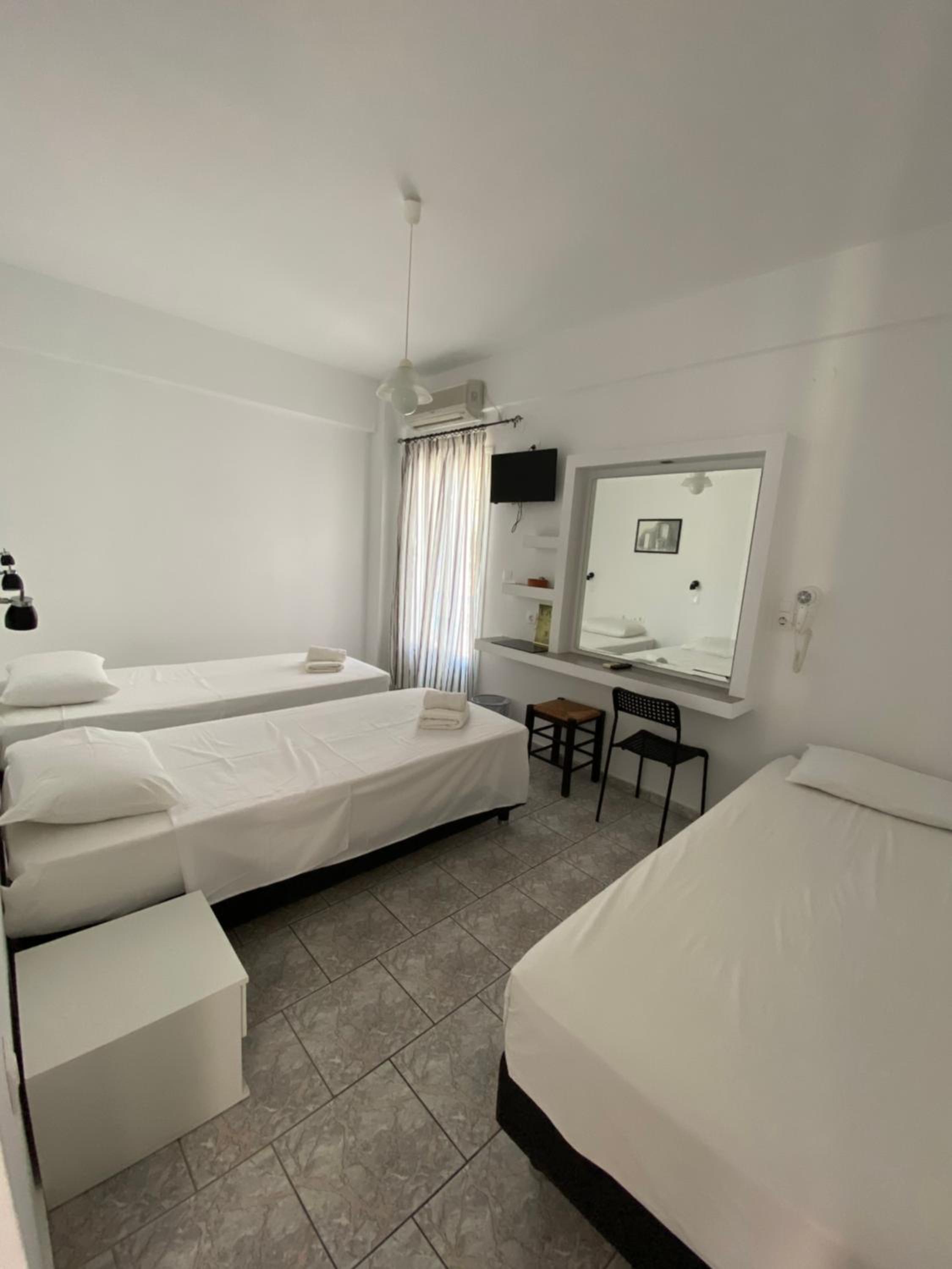 Triple Room - Photo 1