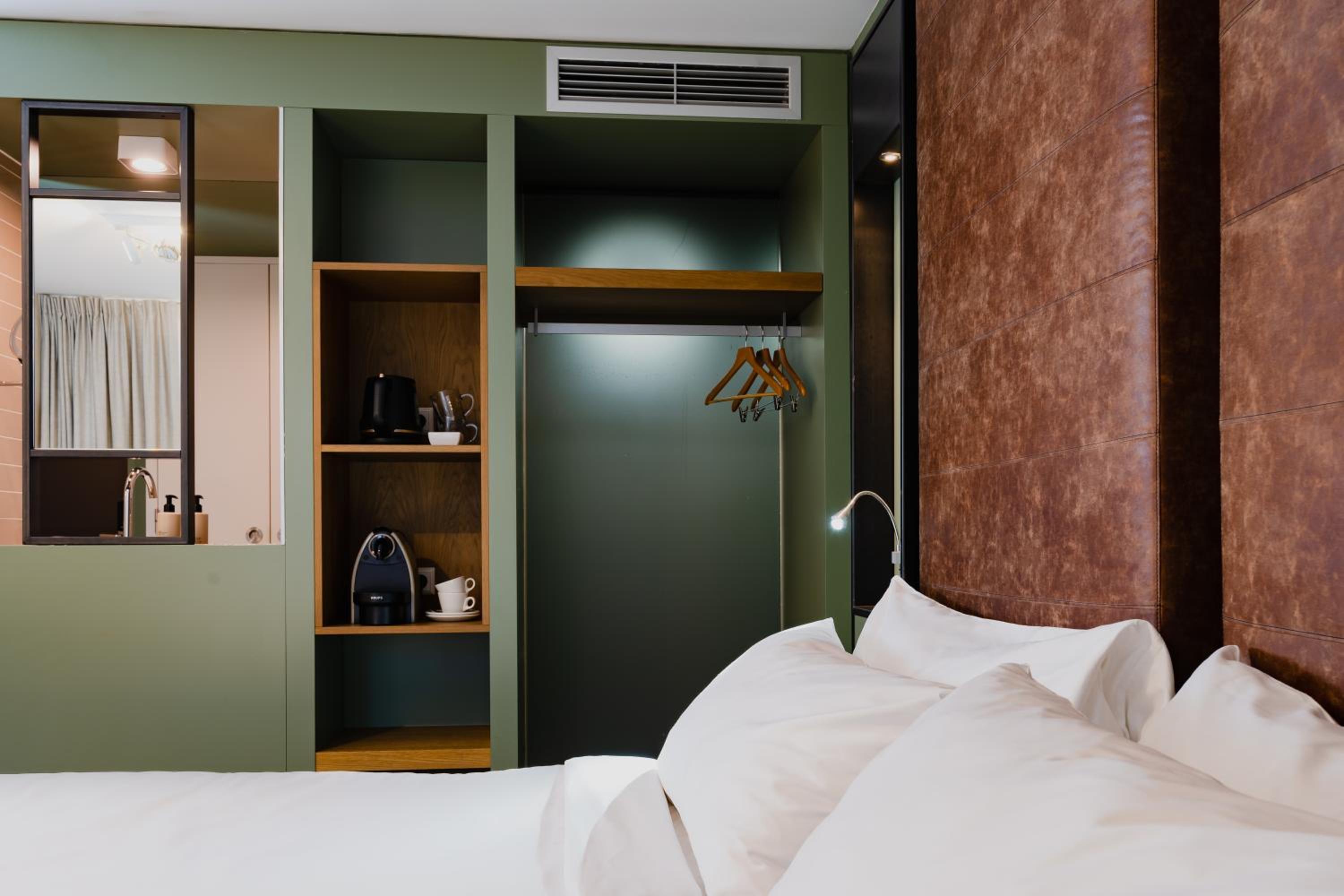 Comfort Double or Twin Room thumbnail 5