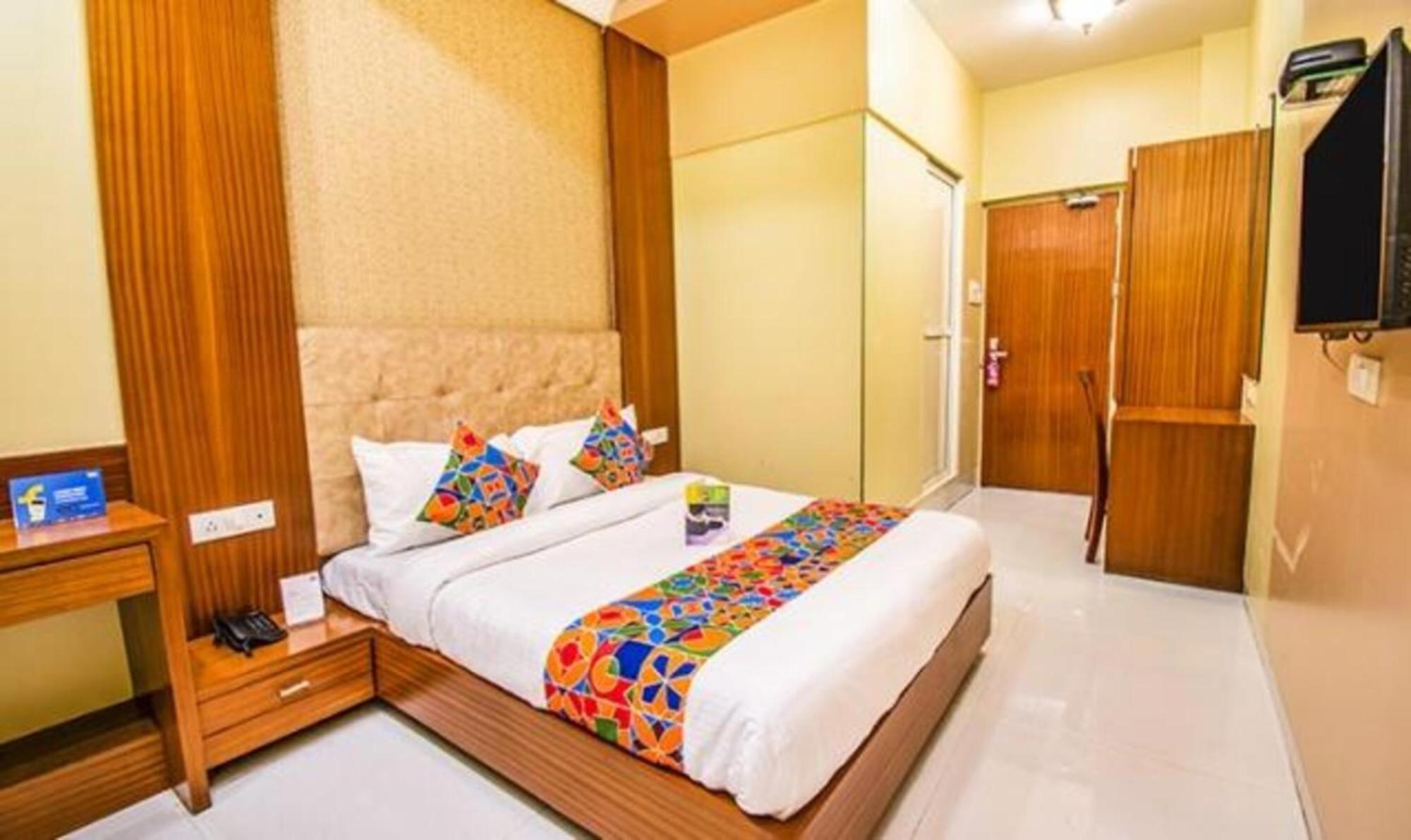 Deluxe Room - Photo 1