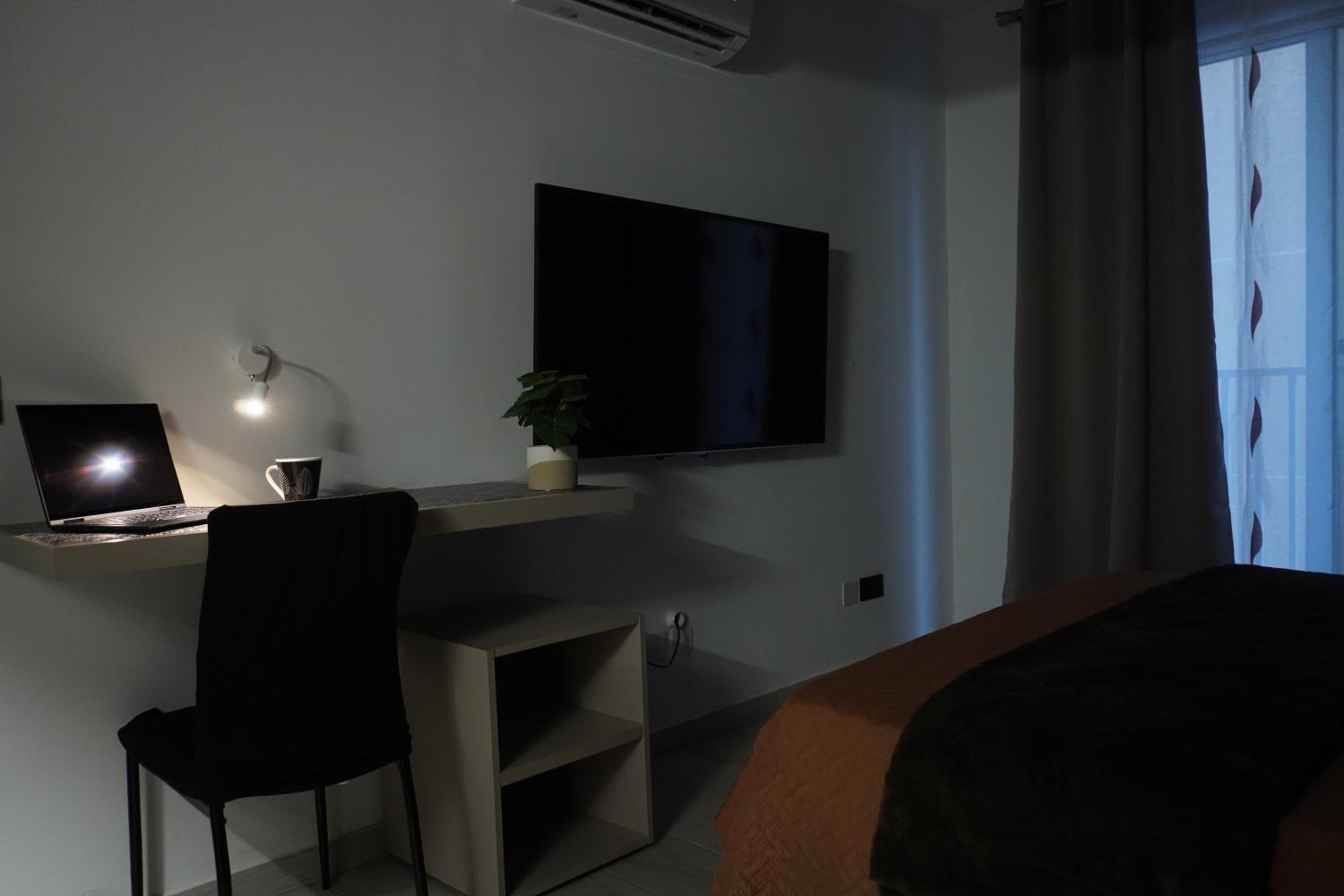 Double Room with Private Bathroom photo 3