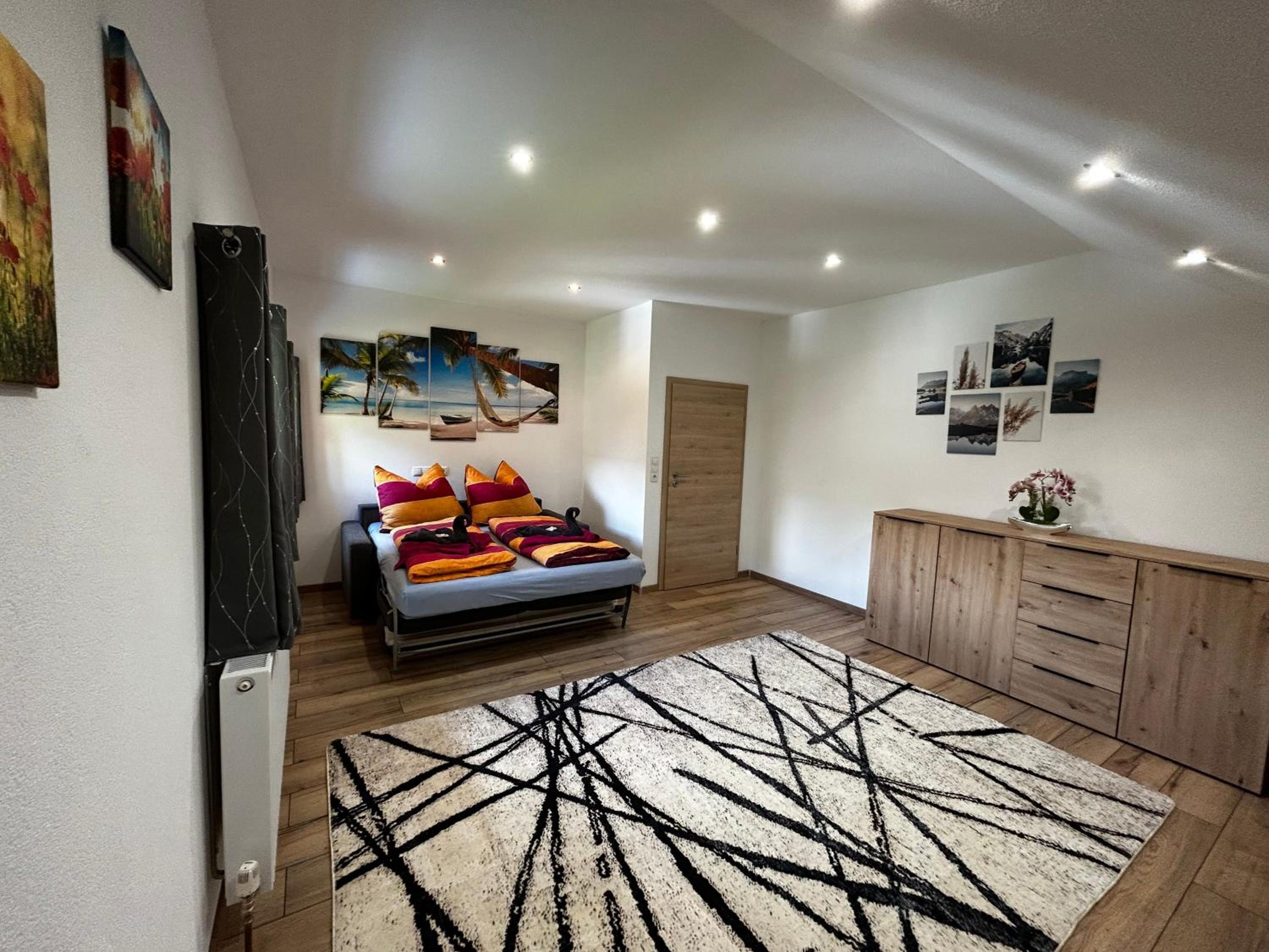Apartment With Mountain View