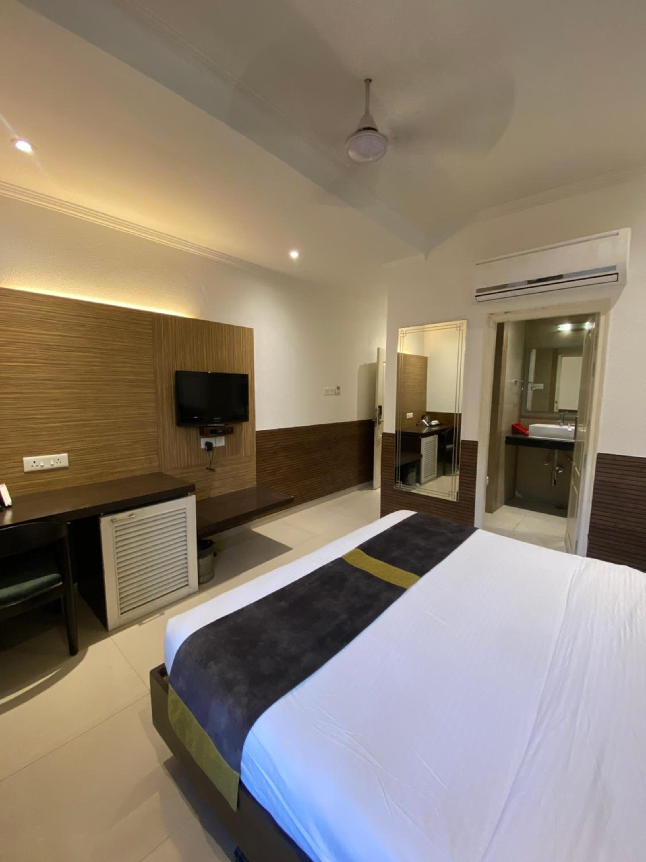 Superior Double Room - Photo 20