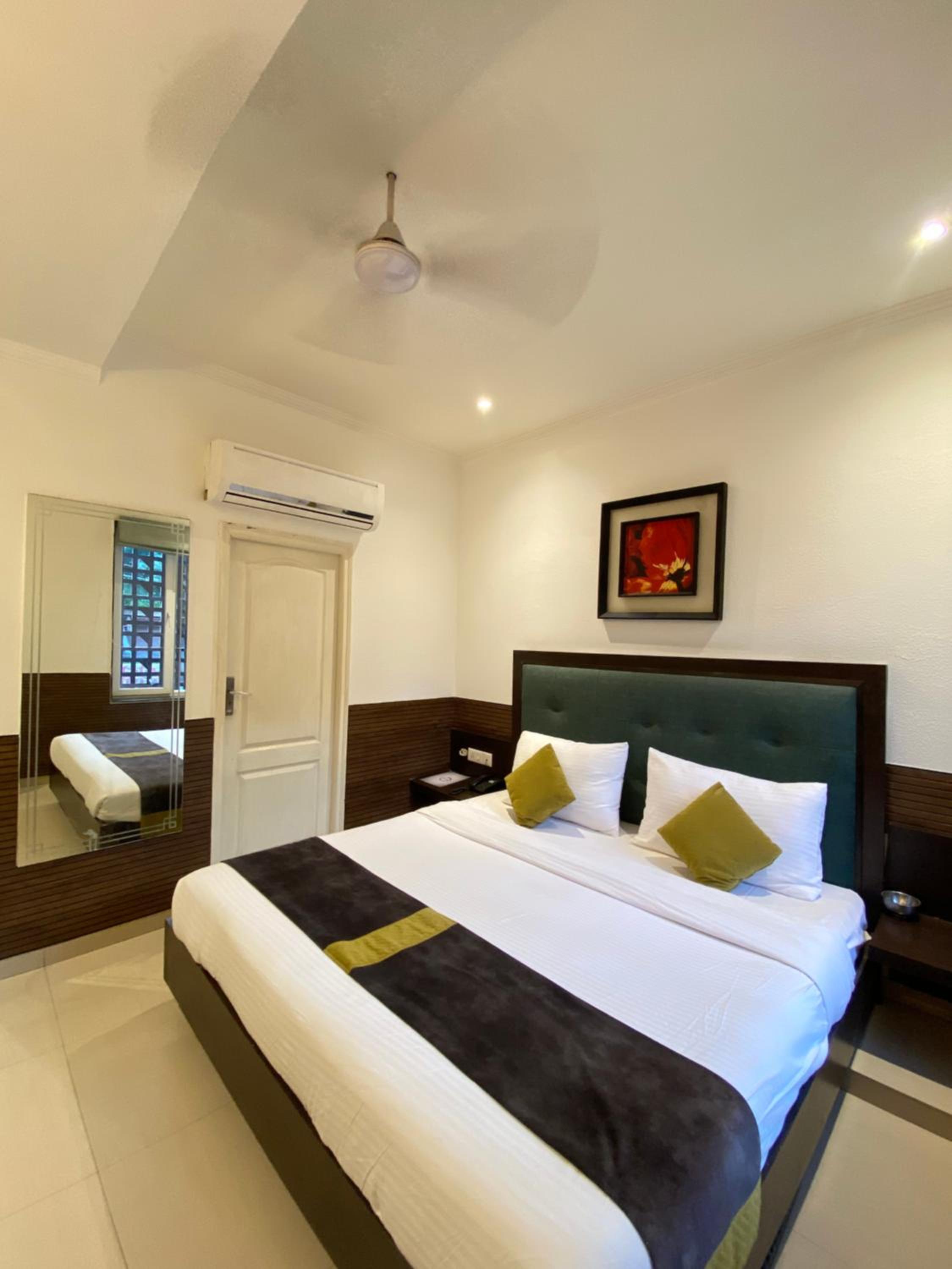 Superior Double Room - Photo 3