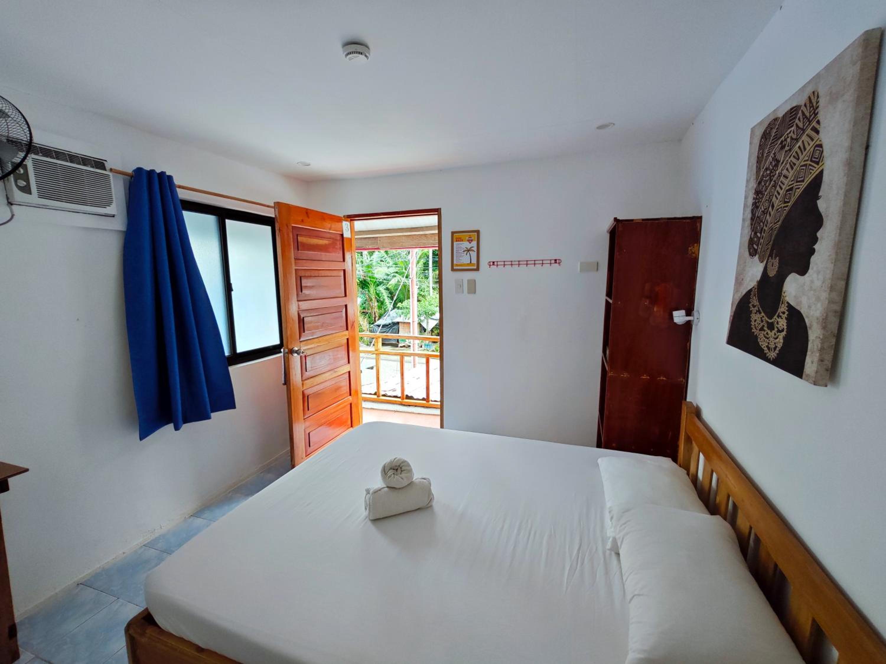 Double Room with Private Bathroom - Photo 1