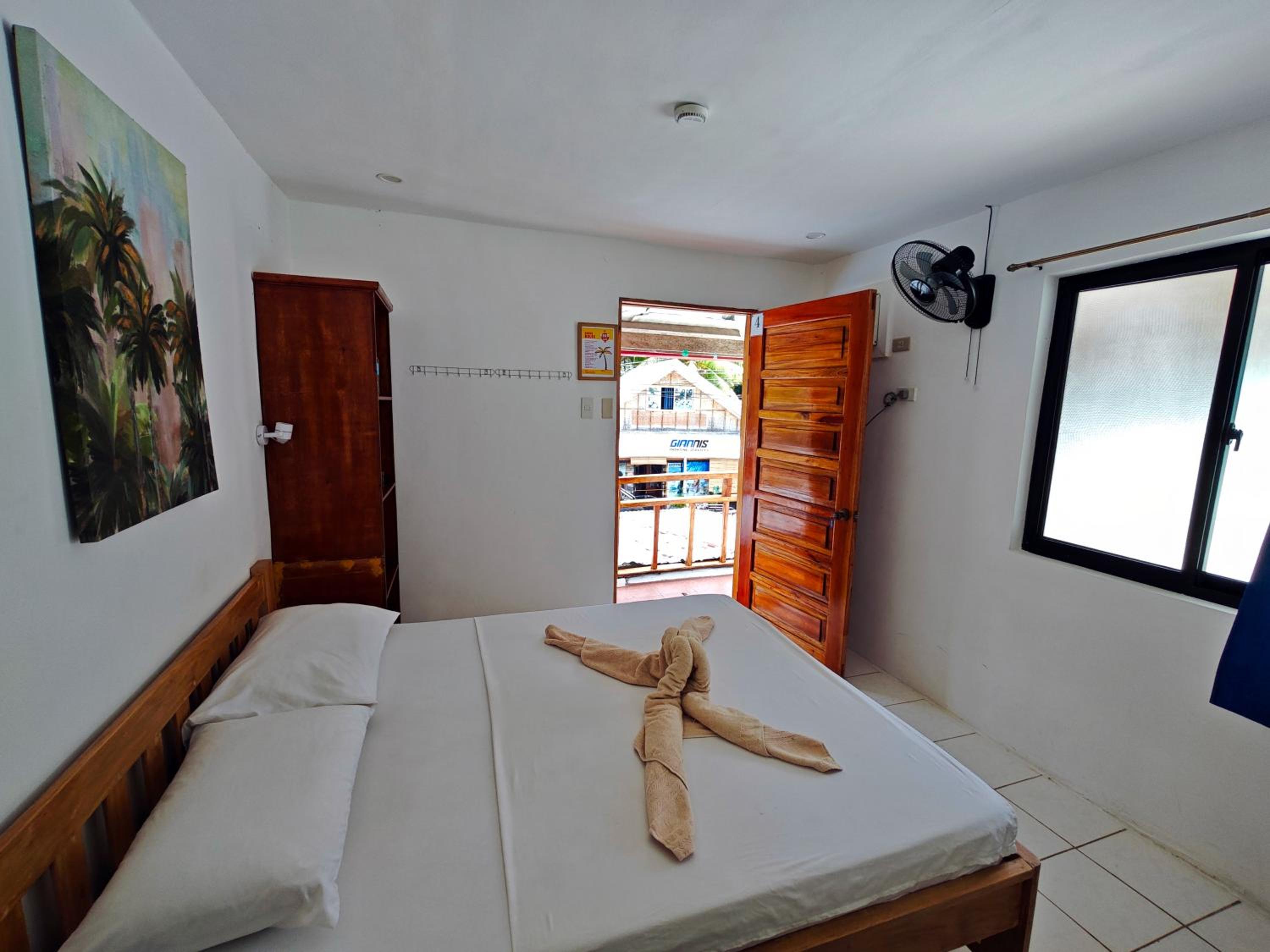 Double Room - Photo 1