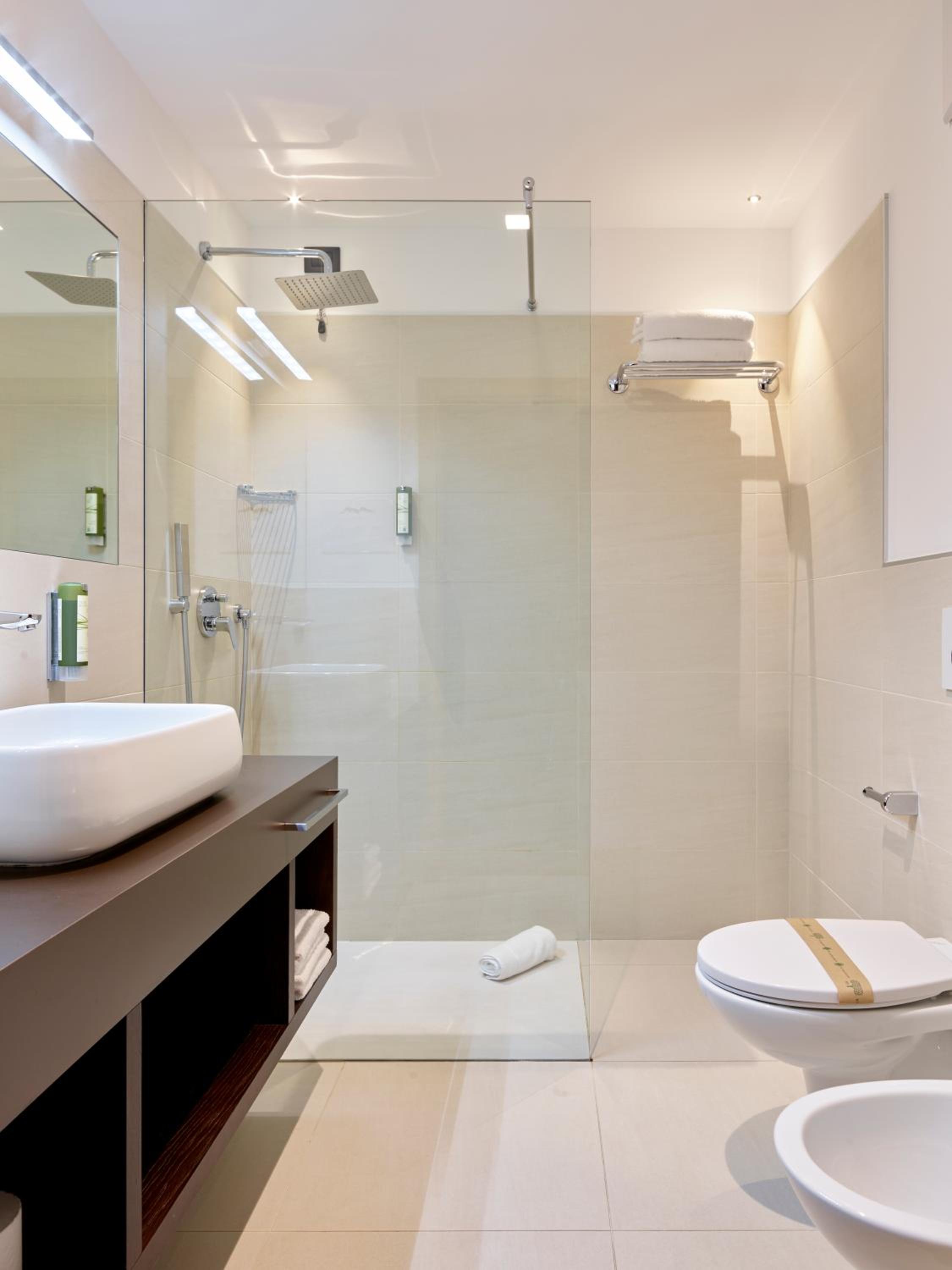 Superior Double Room - Photo 9