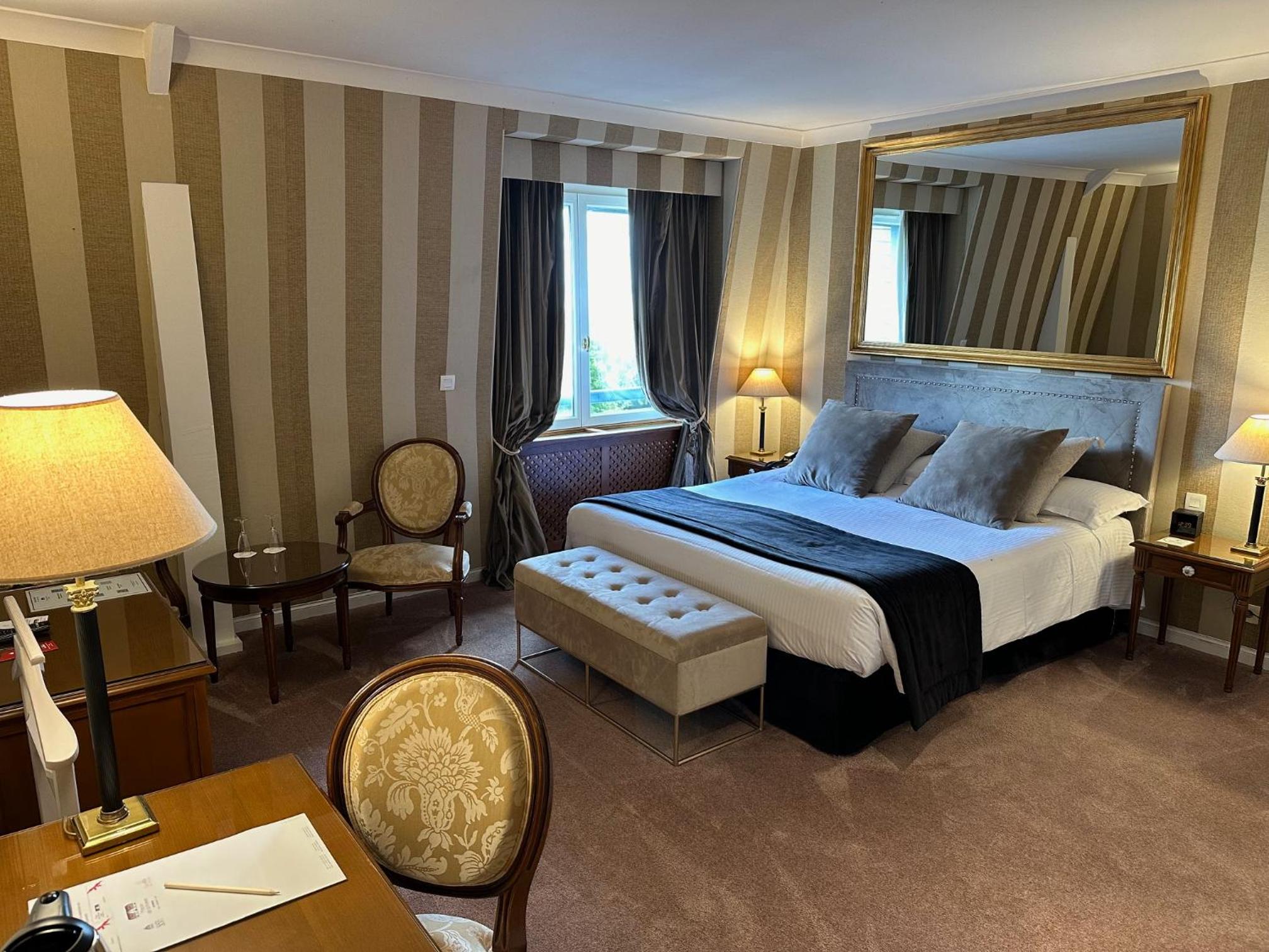 Superior Double Room with Spa Access - Photo 4