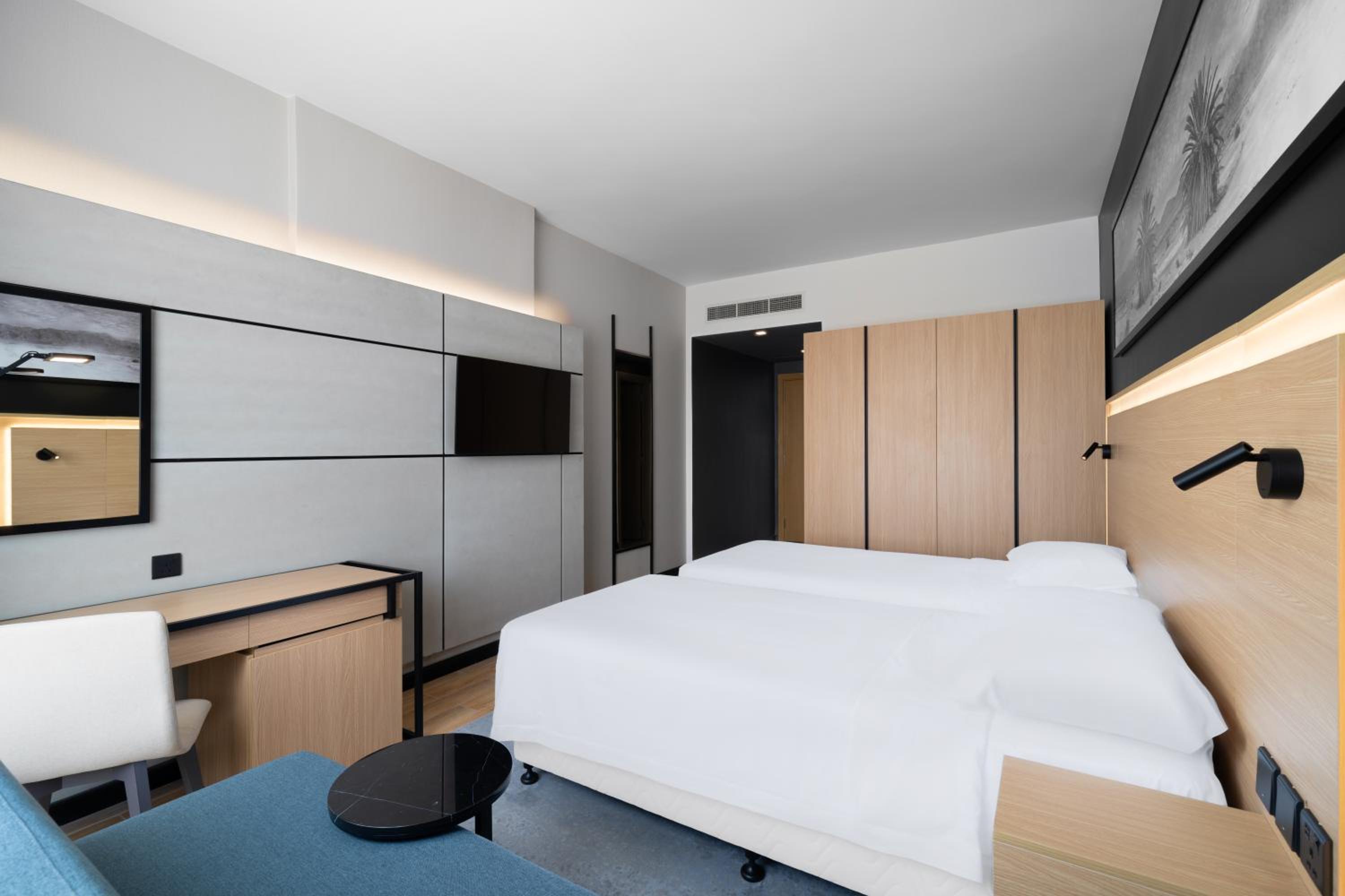 Superior Room - Photo 5