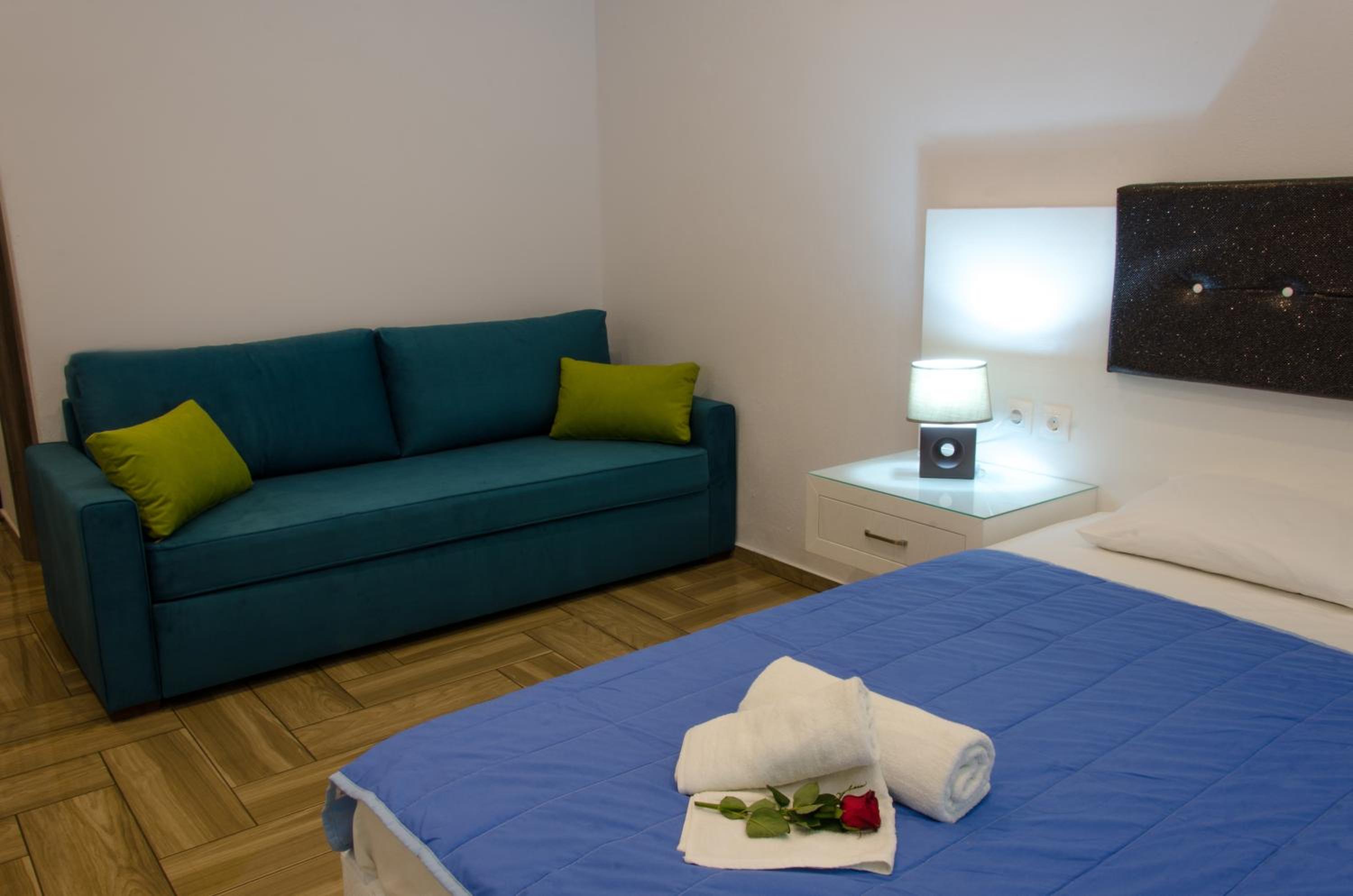 Studio Ground Floor (2-4 Adults) photo 3