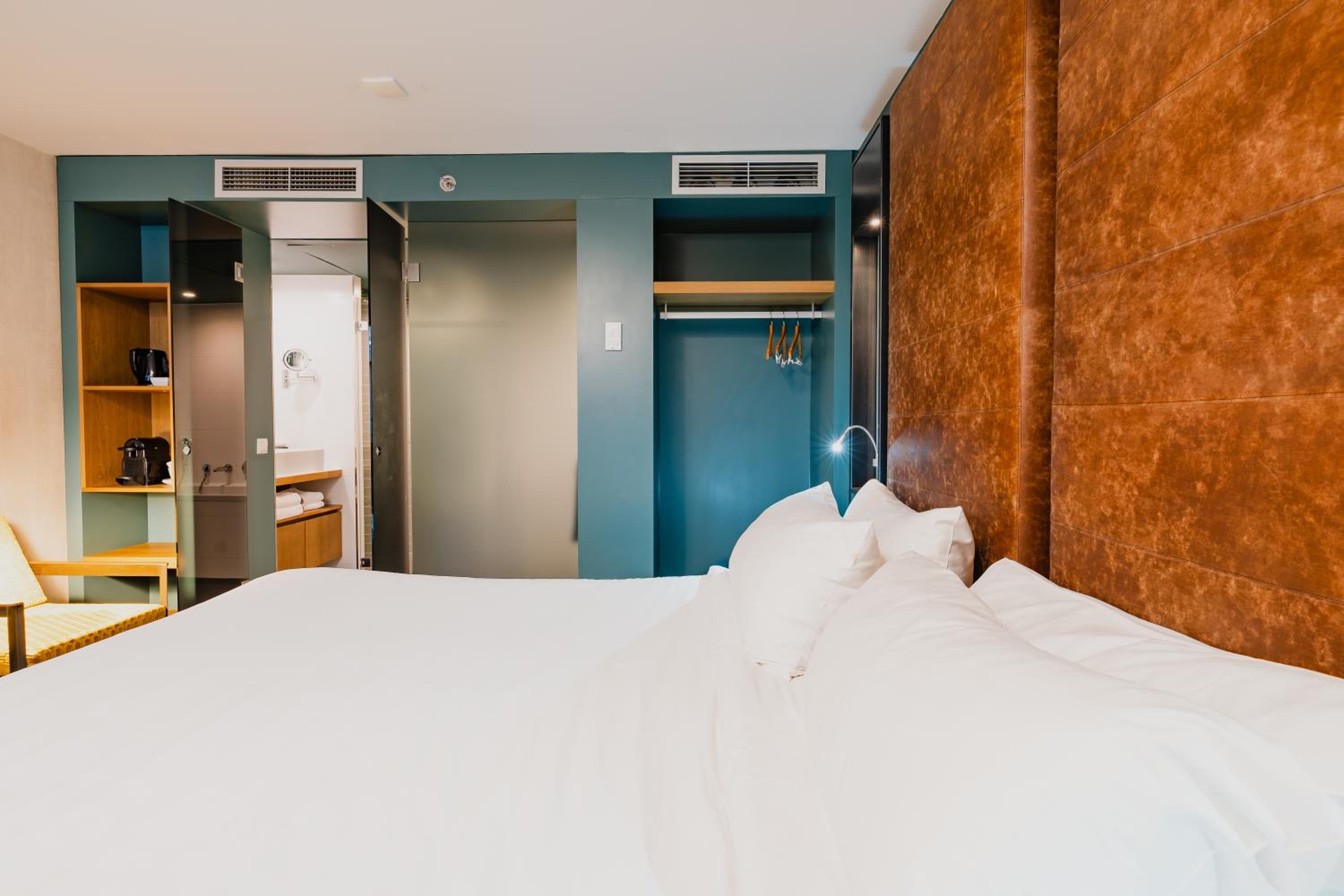 Indoor Double or Twin Room (Atrium view)