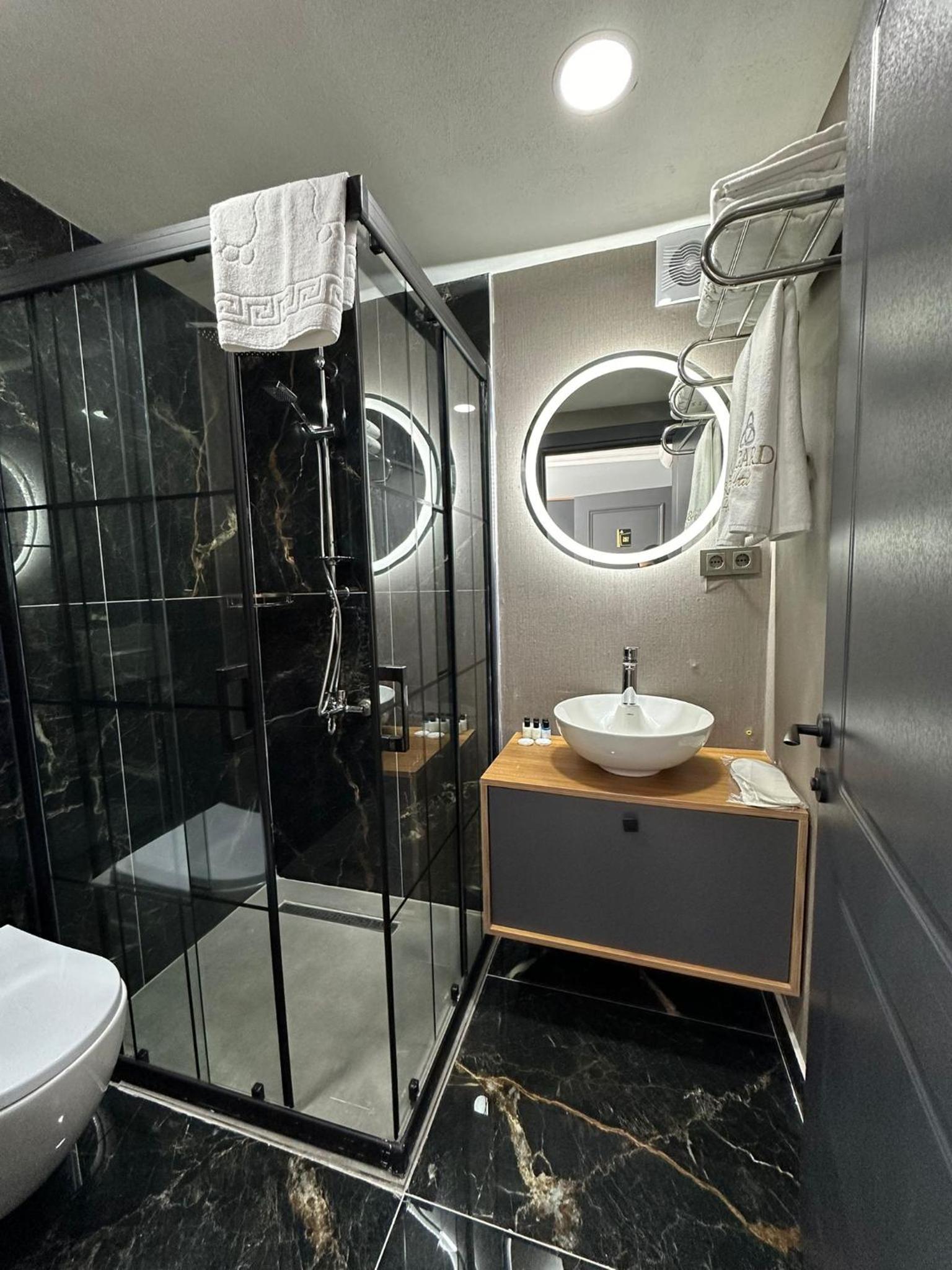 Double Room - Photo 4