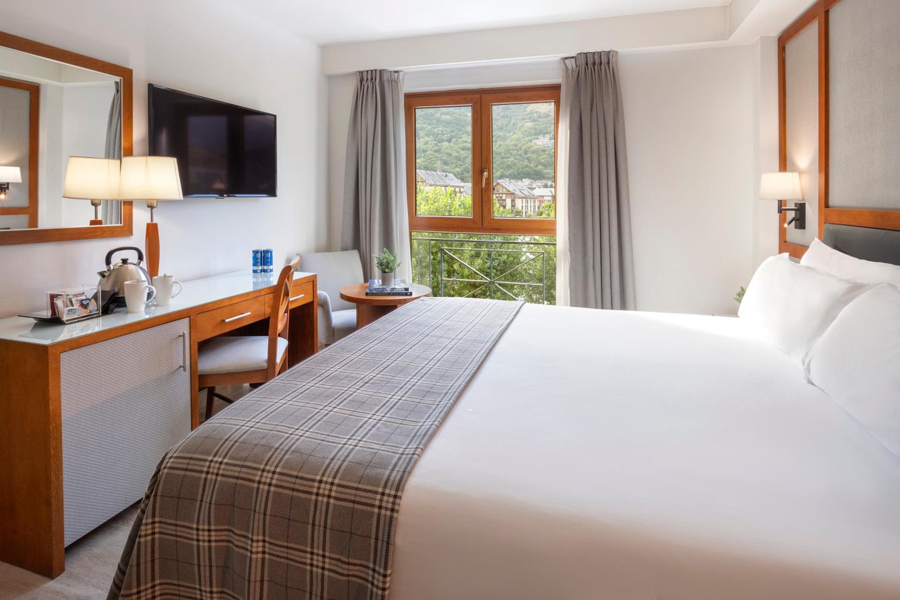 Premium Room - Photo 3