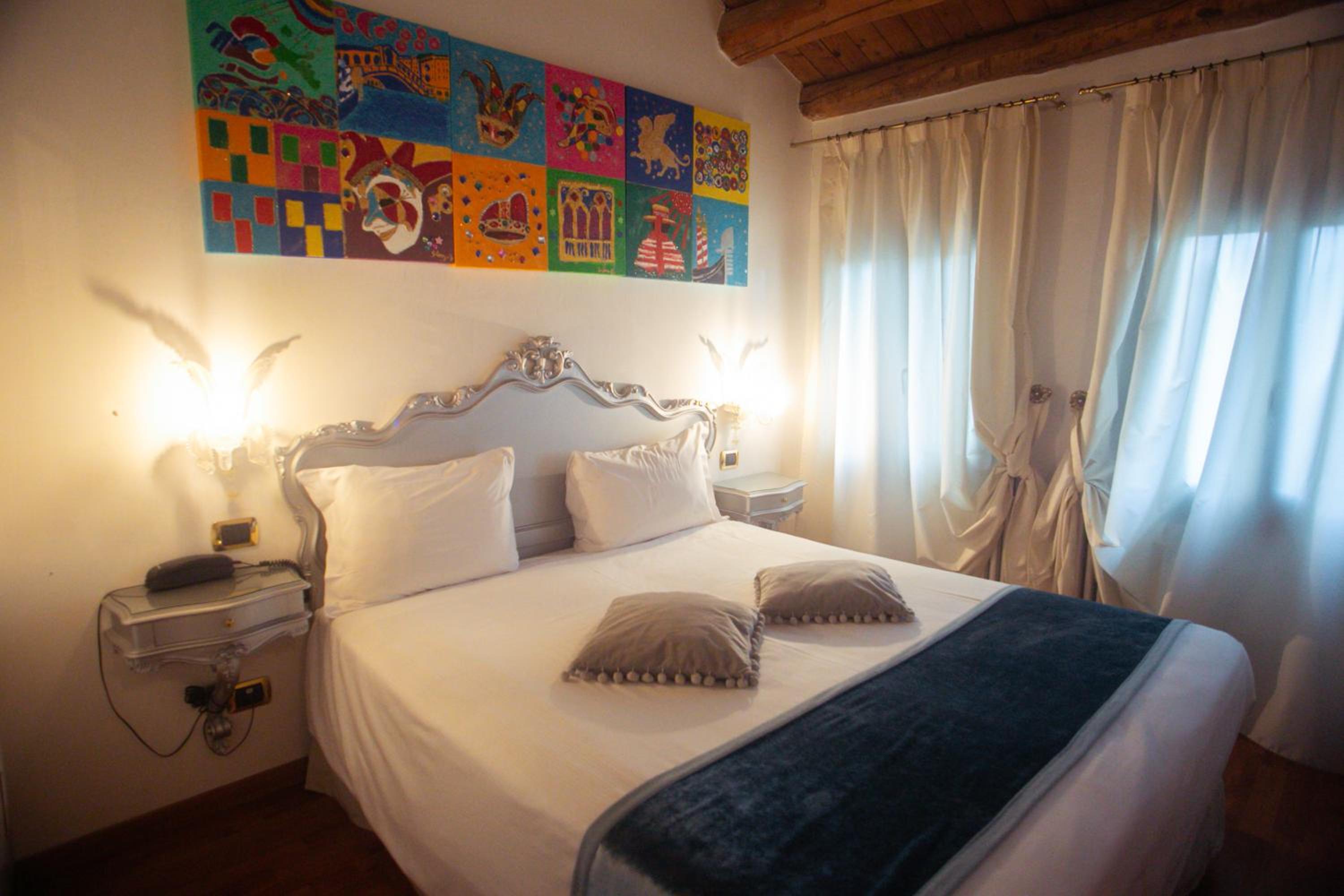 Economy Double or Twin Room - Photo 9