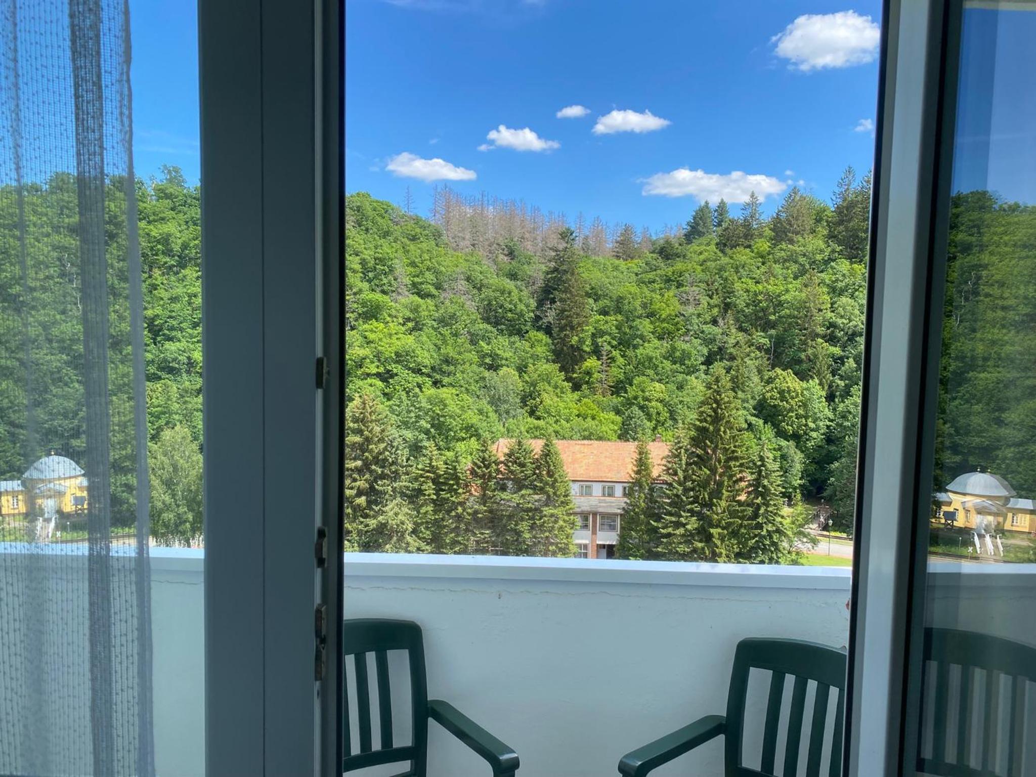 Double Room with Balcony - Photo 2