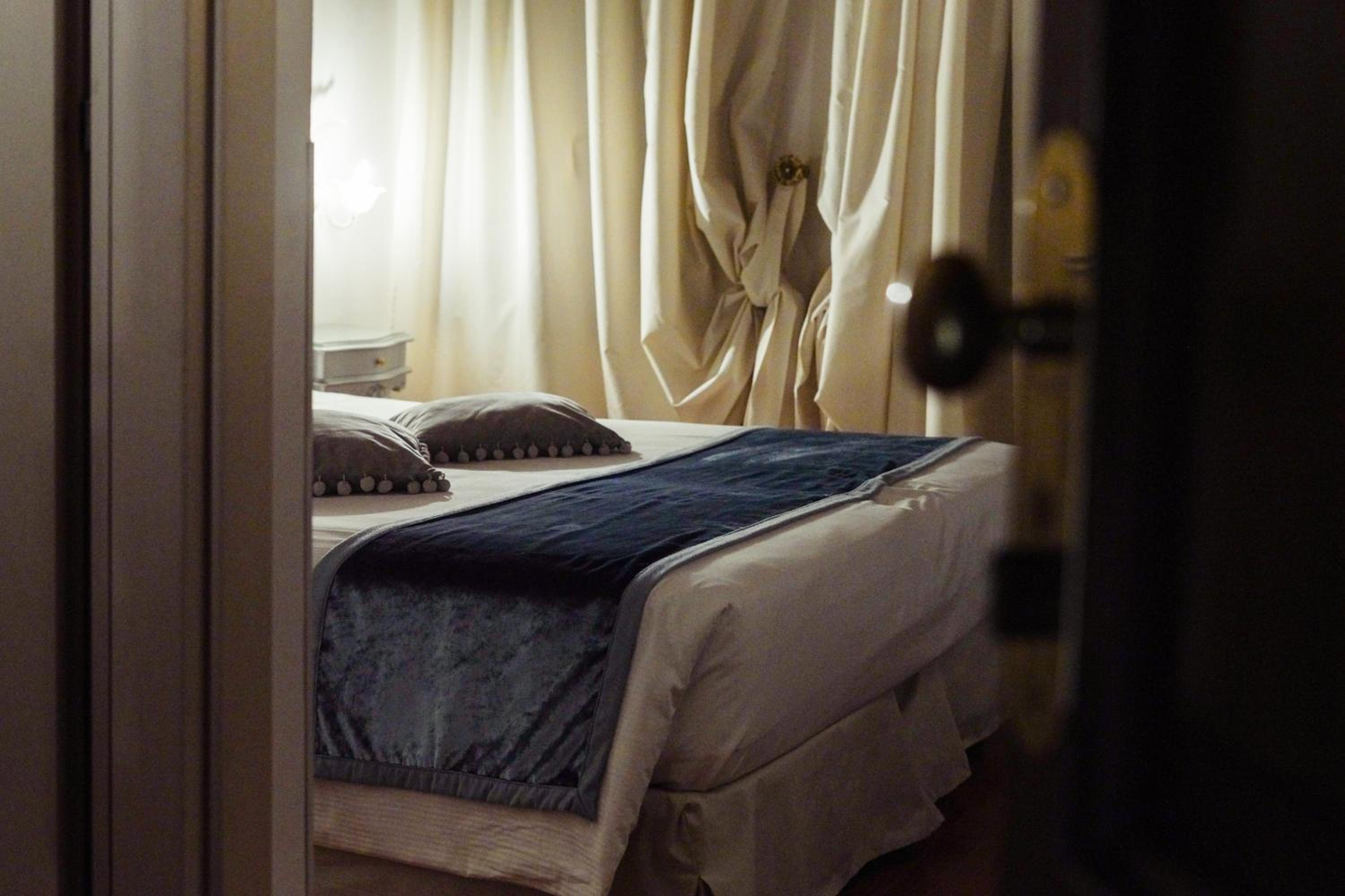 Economy Double or Twin Room - Photo 2