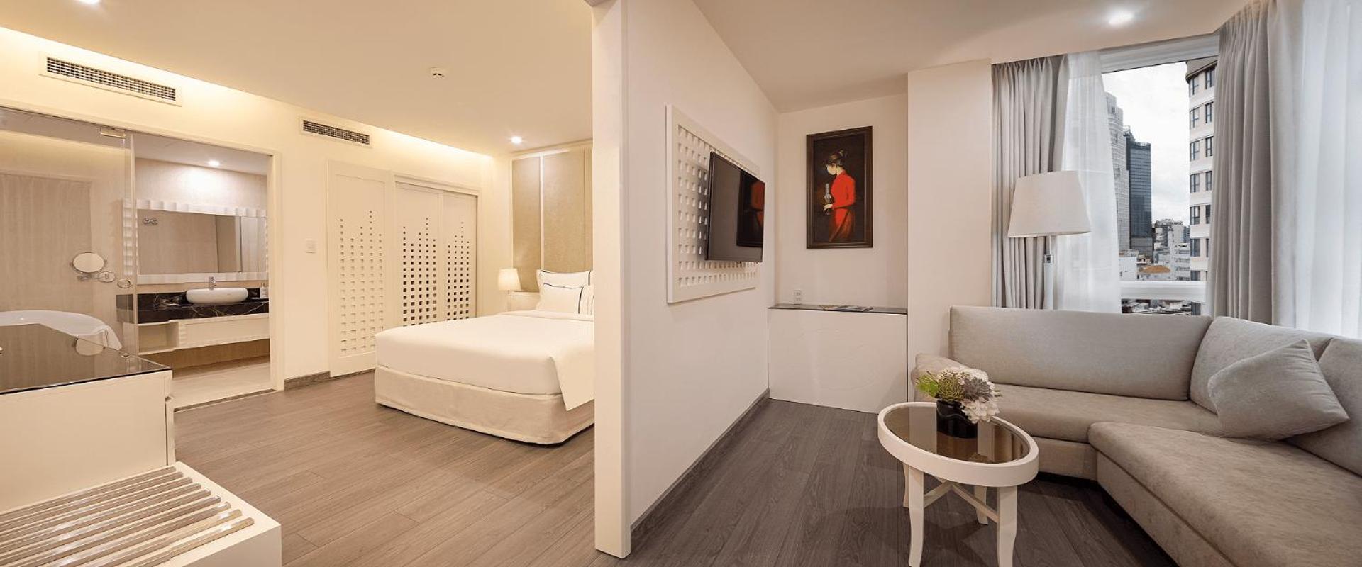 Paragon Suite City View Room -  Complimentary Afternoon Tea & Welcome Fruit Per Stay photo 3
