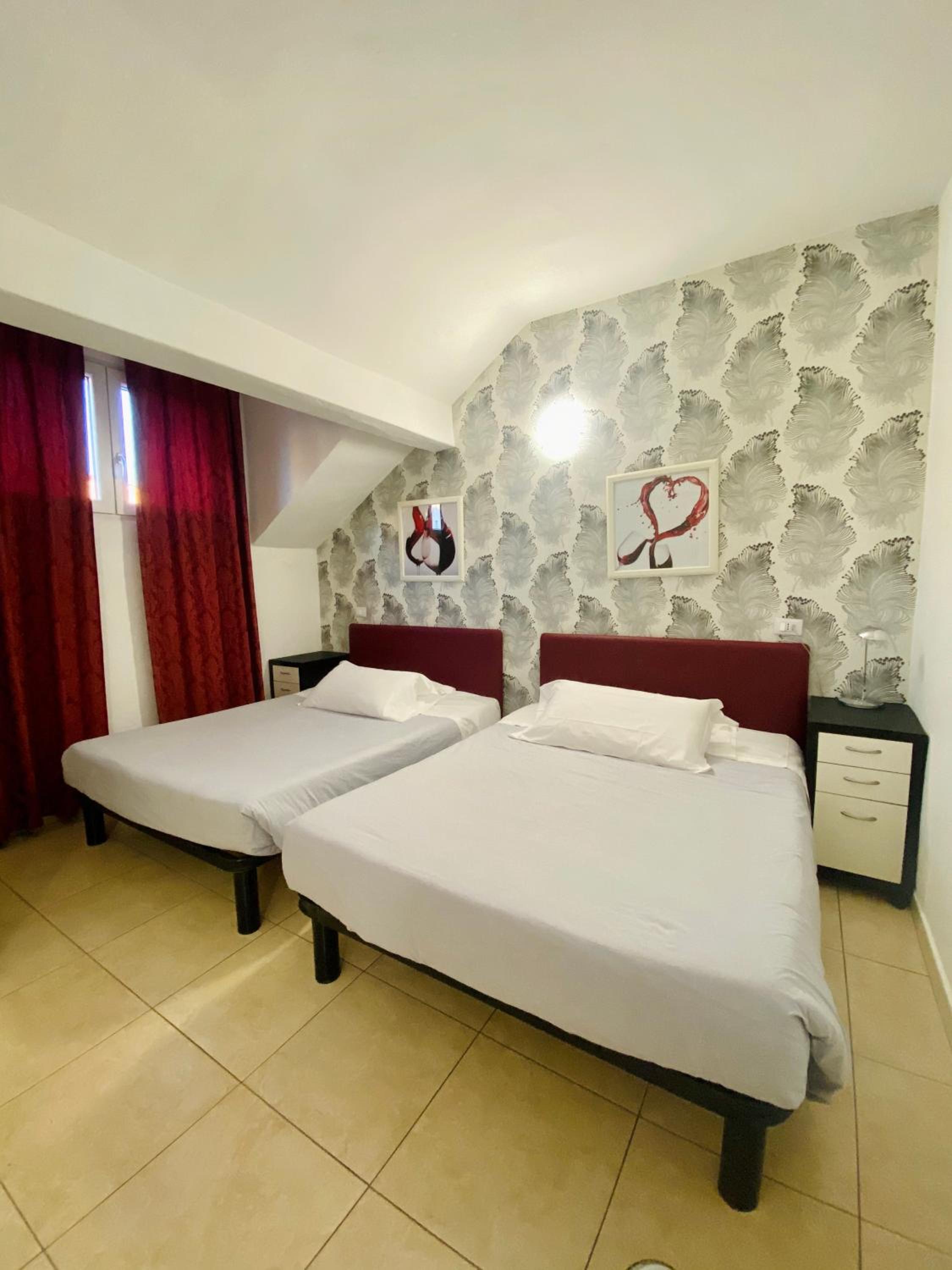 Twin Room with Private Bathroom