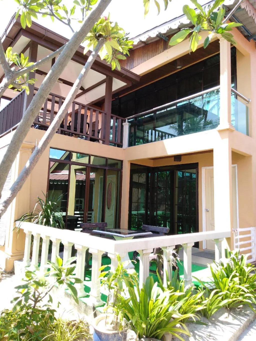 Deluxe Suite with Sea View photo 3