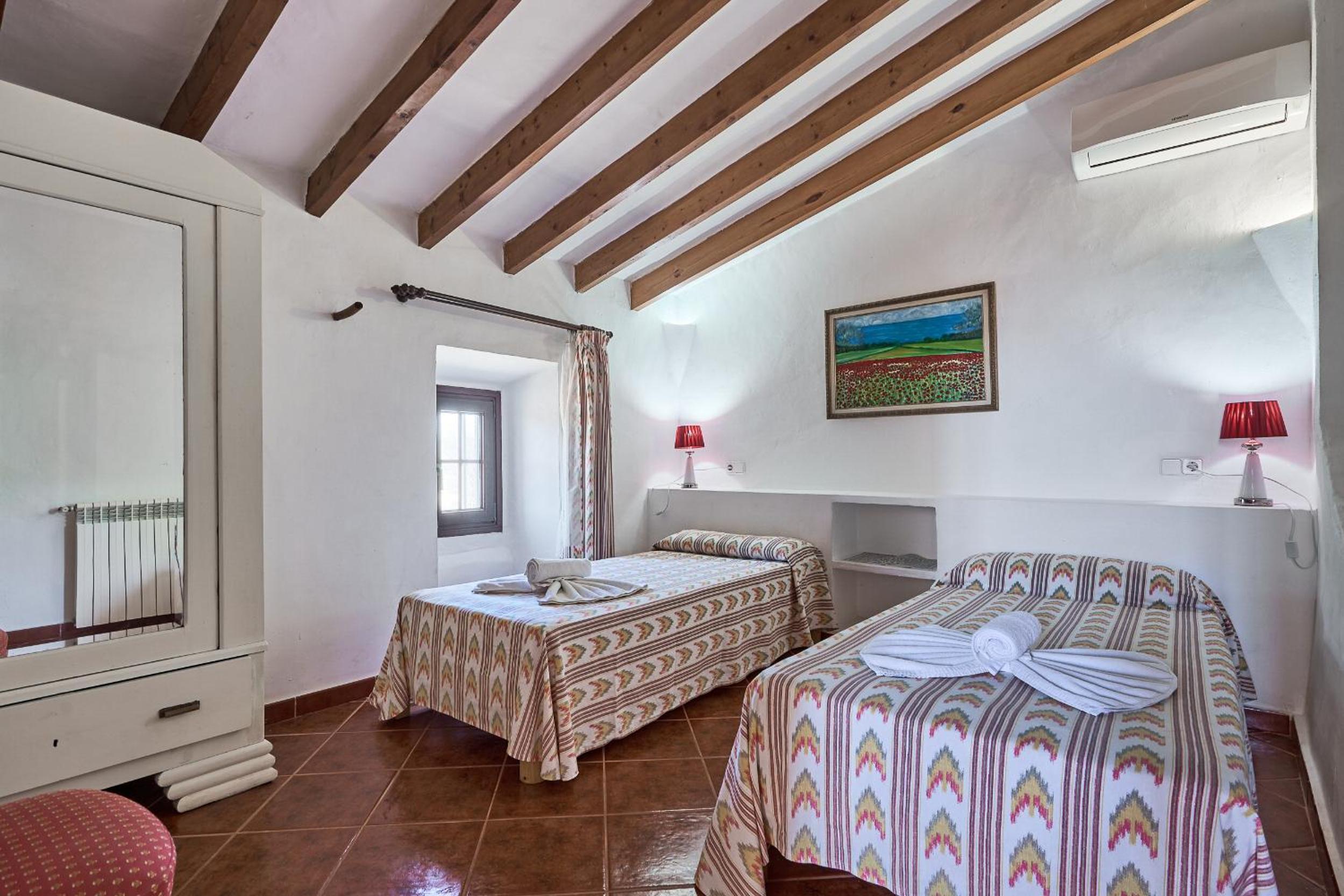 Casa de cuatro habitaciones
