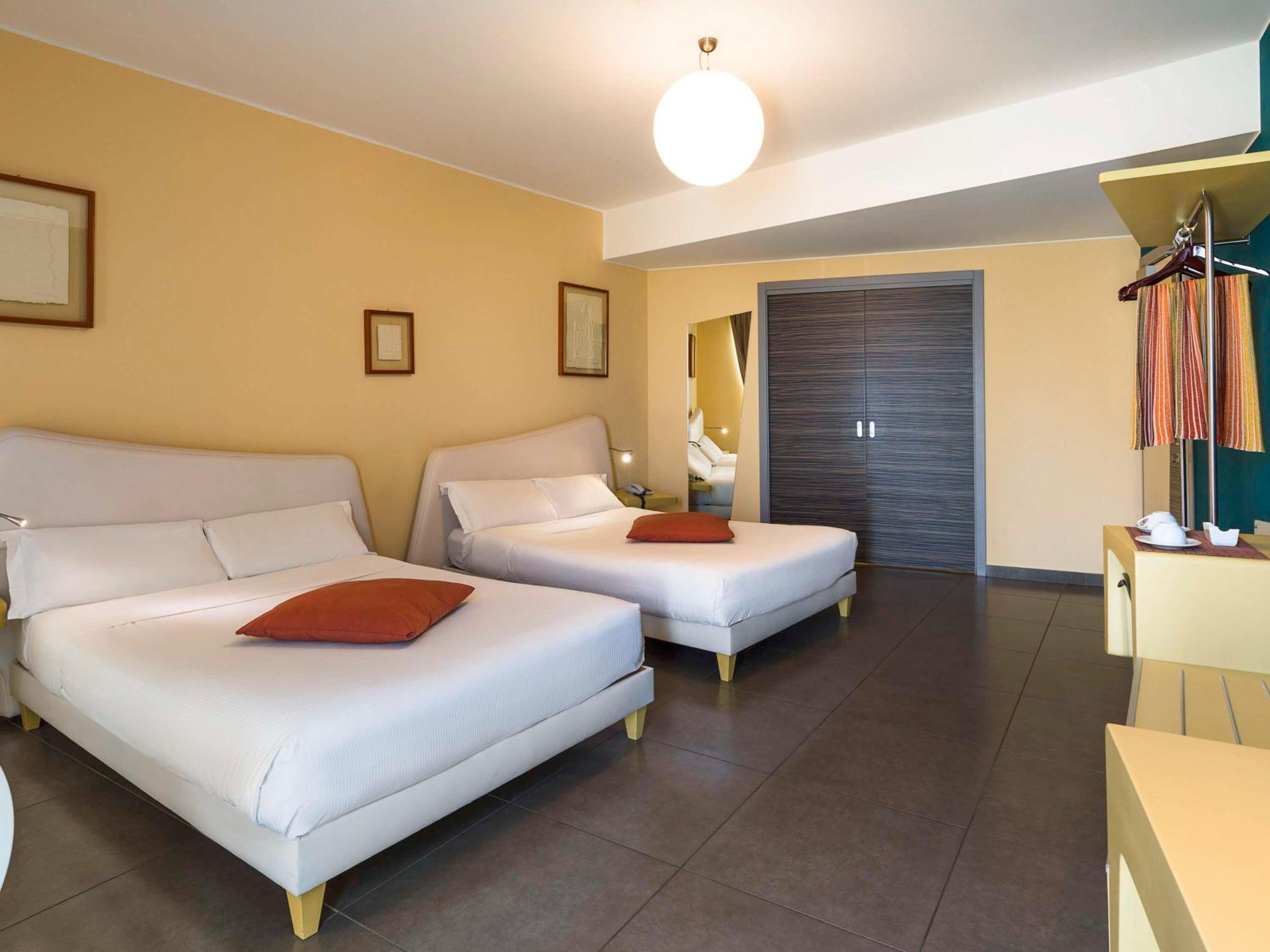 Superior Twin Room - Photo 8
