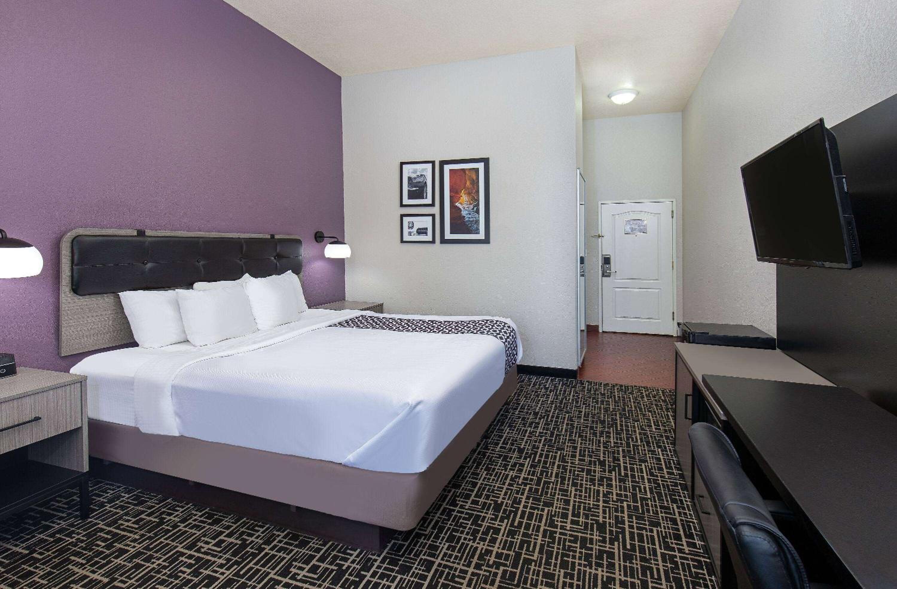 King Room - Mobility Access/Non-Smoking - Photo 5