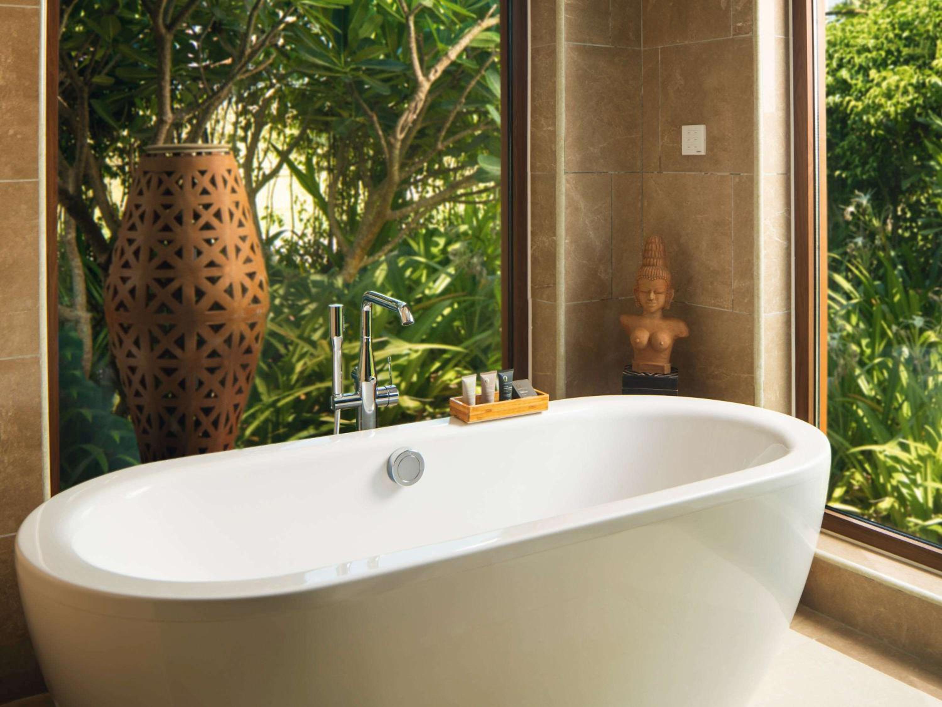 Two-Bedroom Pool Villa with Sea View - Photo 4