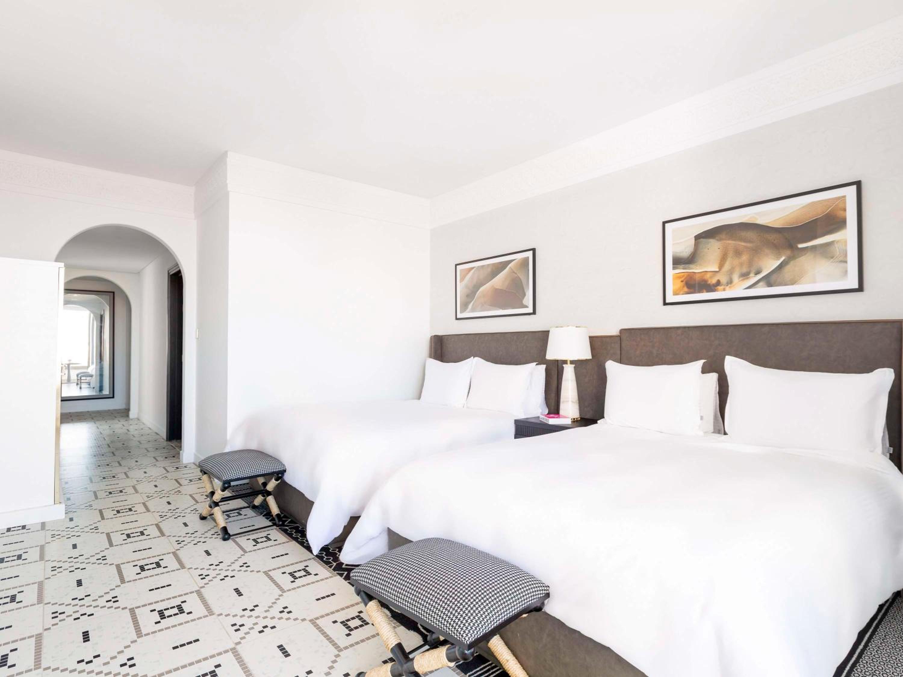 Deluxe Room Two Queen Beds with Balcony - Photo 1