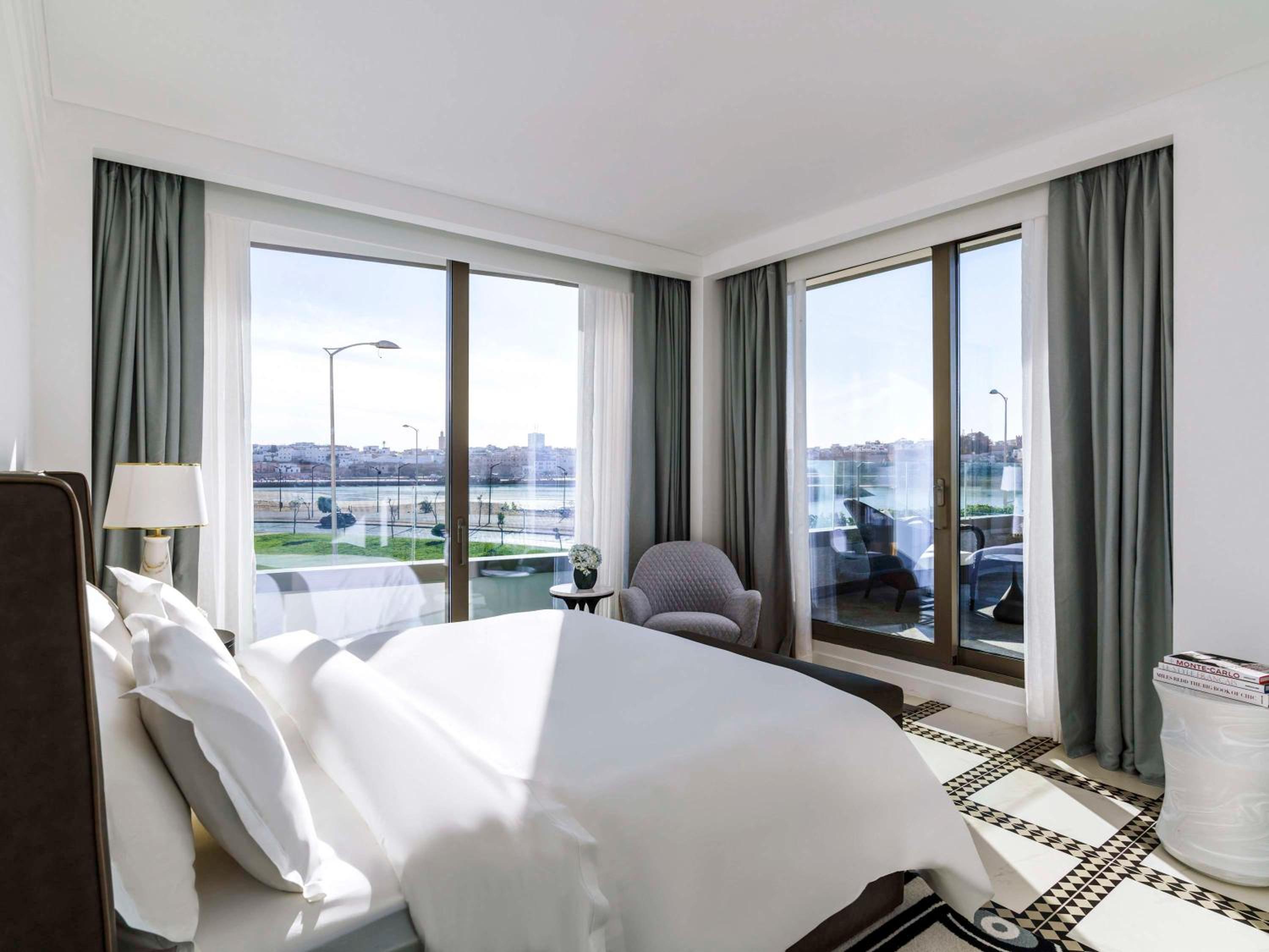 Ocean King Suite - Photo 1