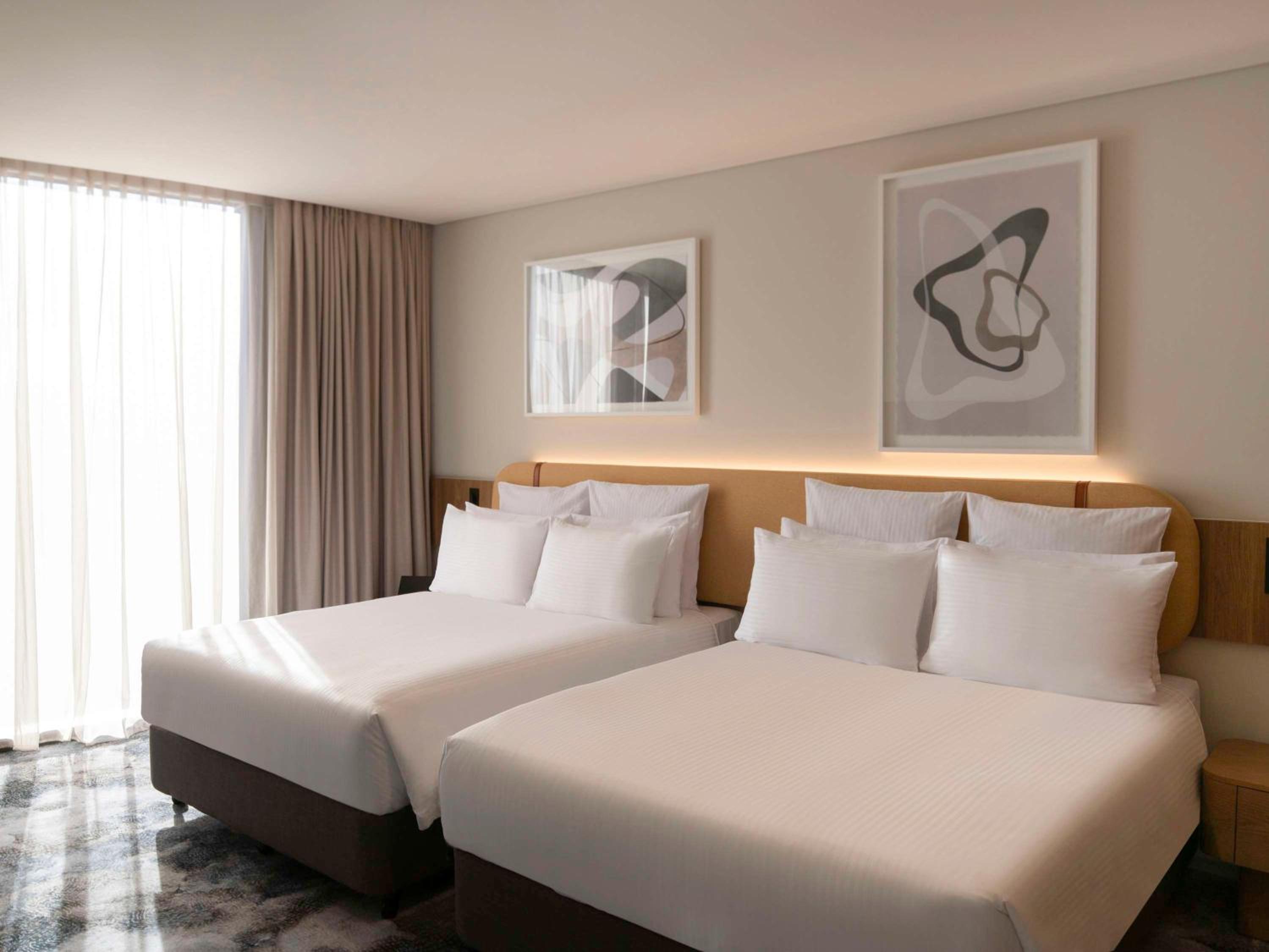 Superior Room with Two Double Beds photo 2