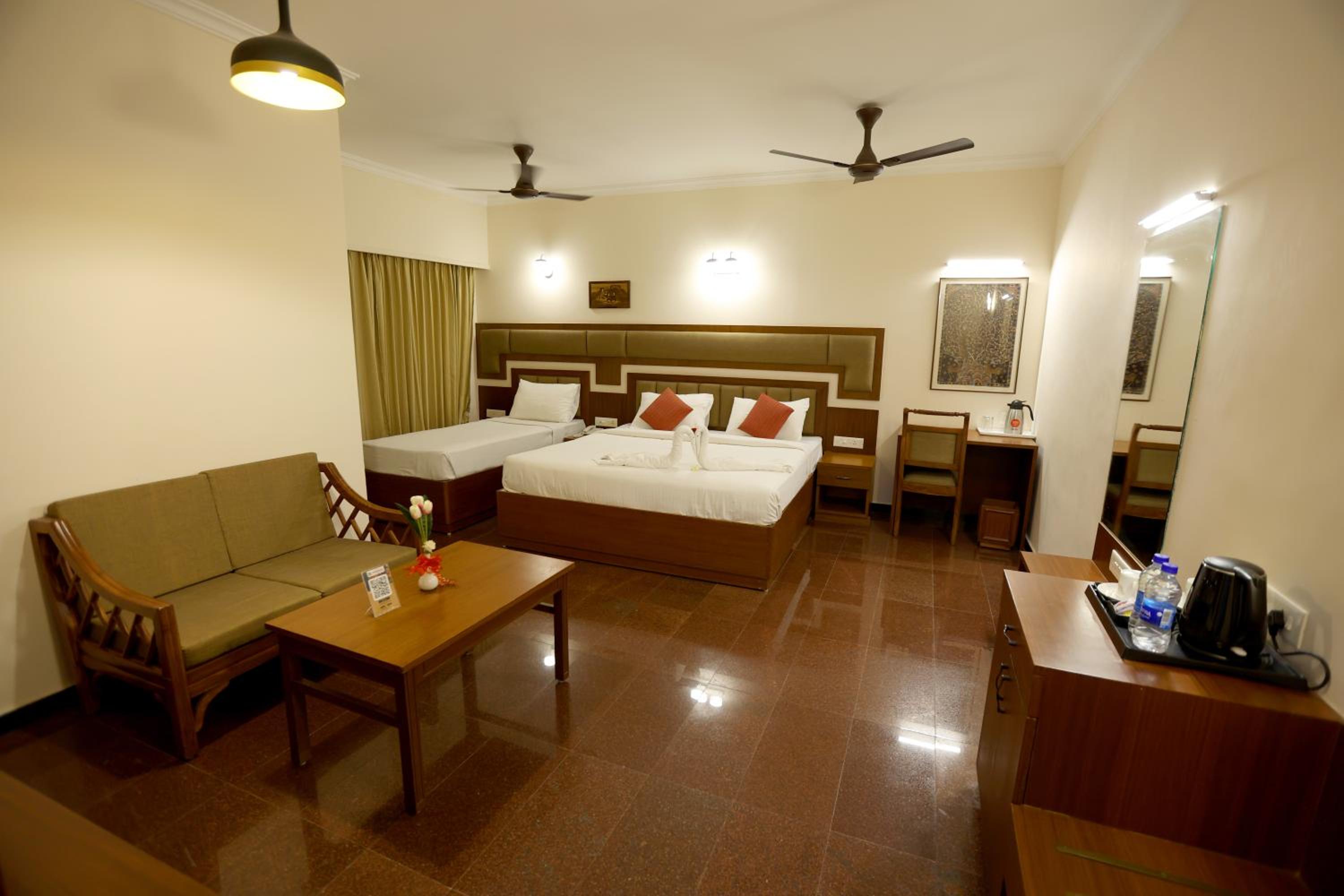 Deluxe Room - Photo 2