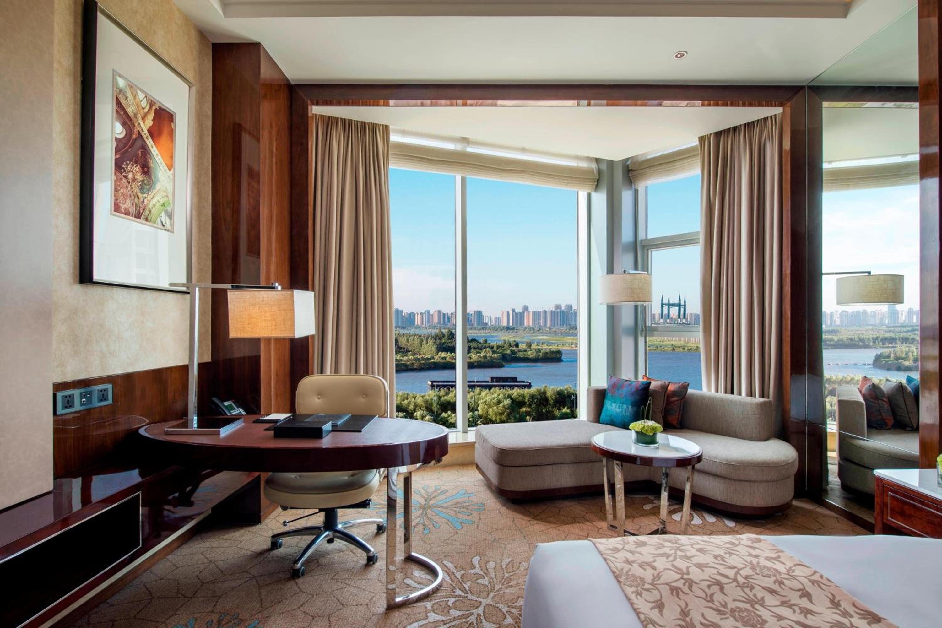 Executive River View King photo 2
