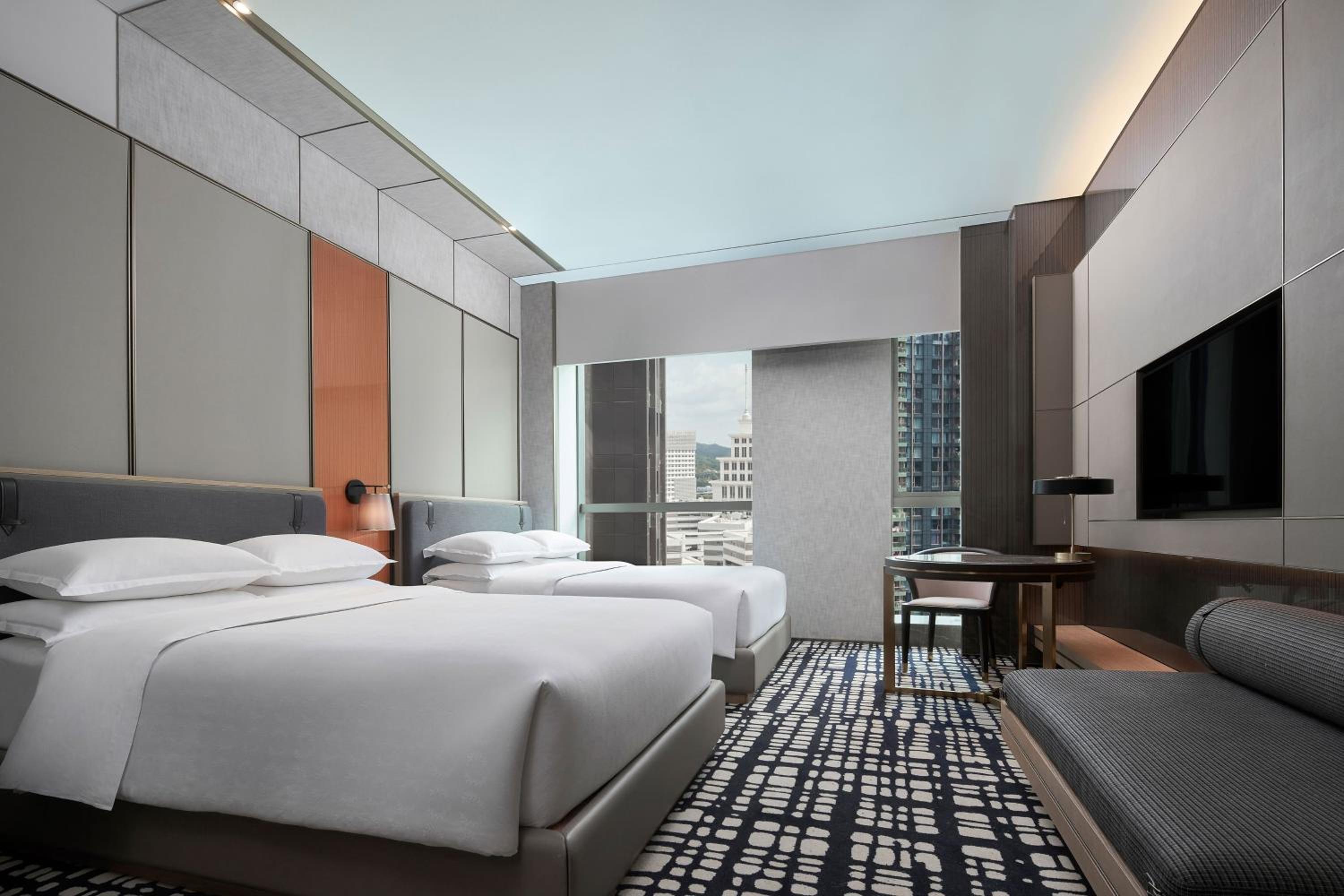 Club Twin Room
