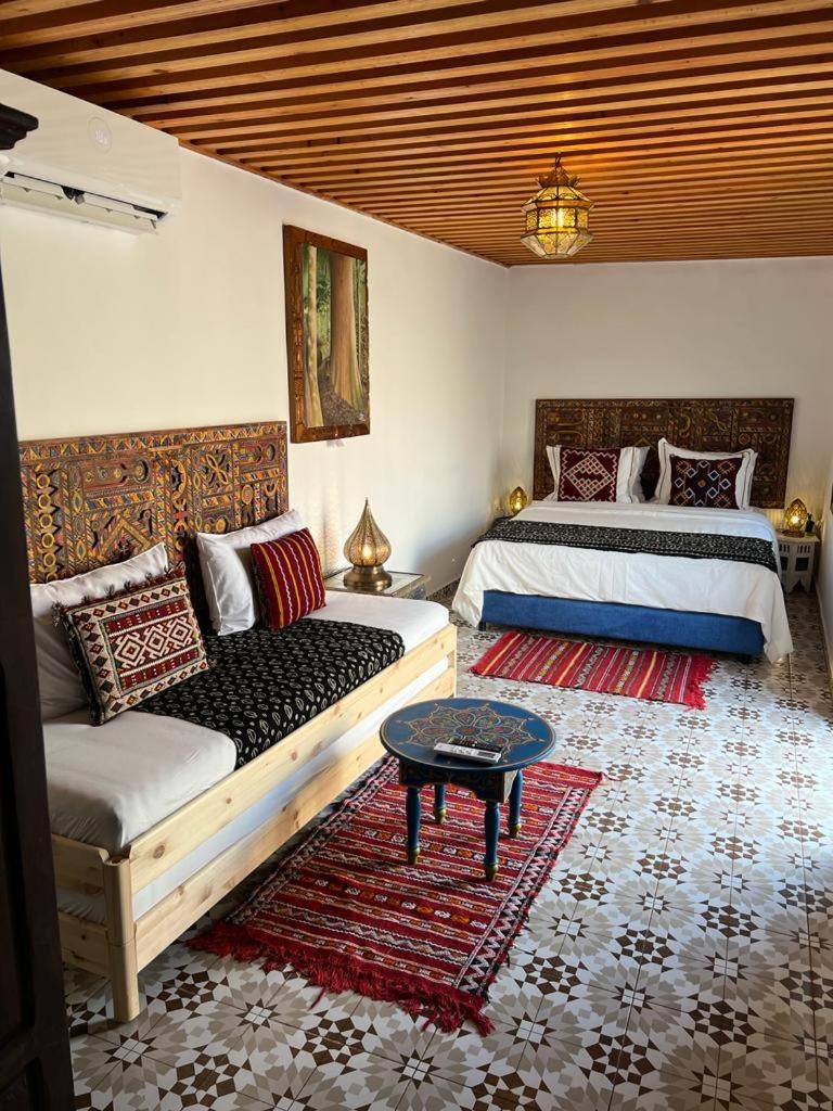 Deluxe Room (2 Adults + 1 Child)