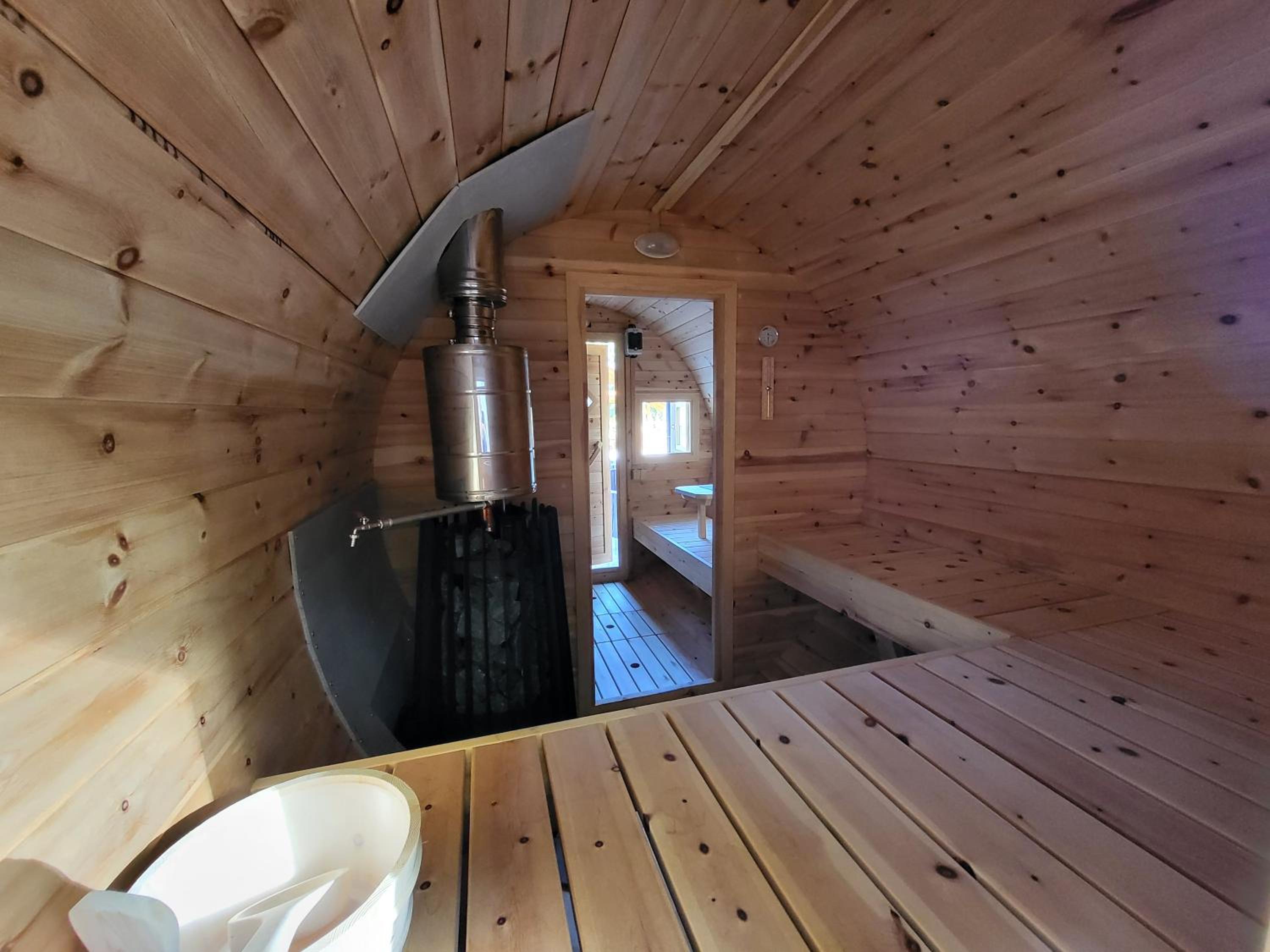 Three-Bedroom Suite - Photo 73