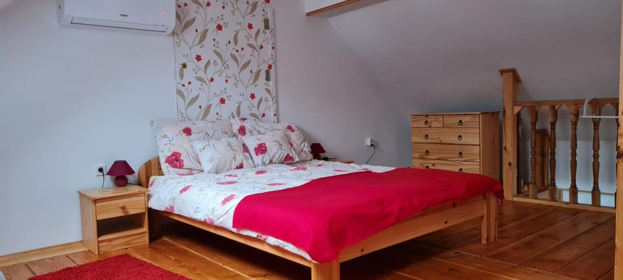 Quadruple Room with Private Bathroom photo 3