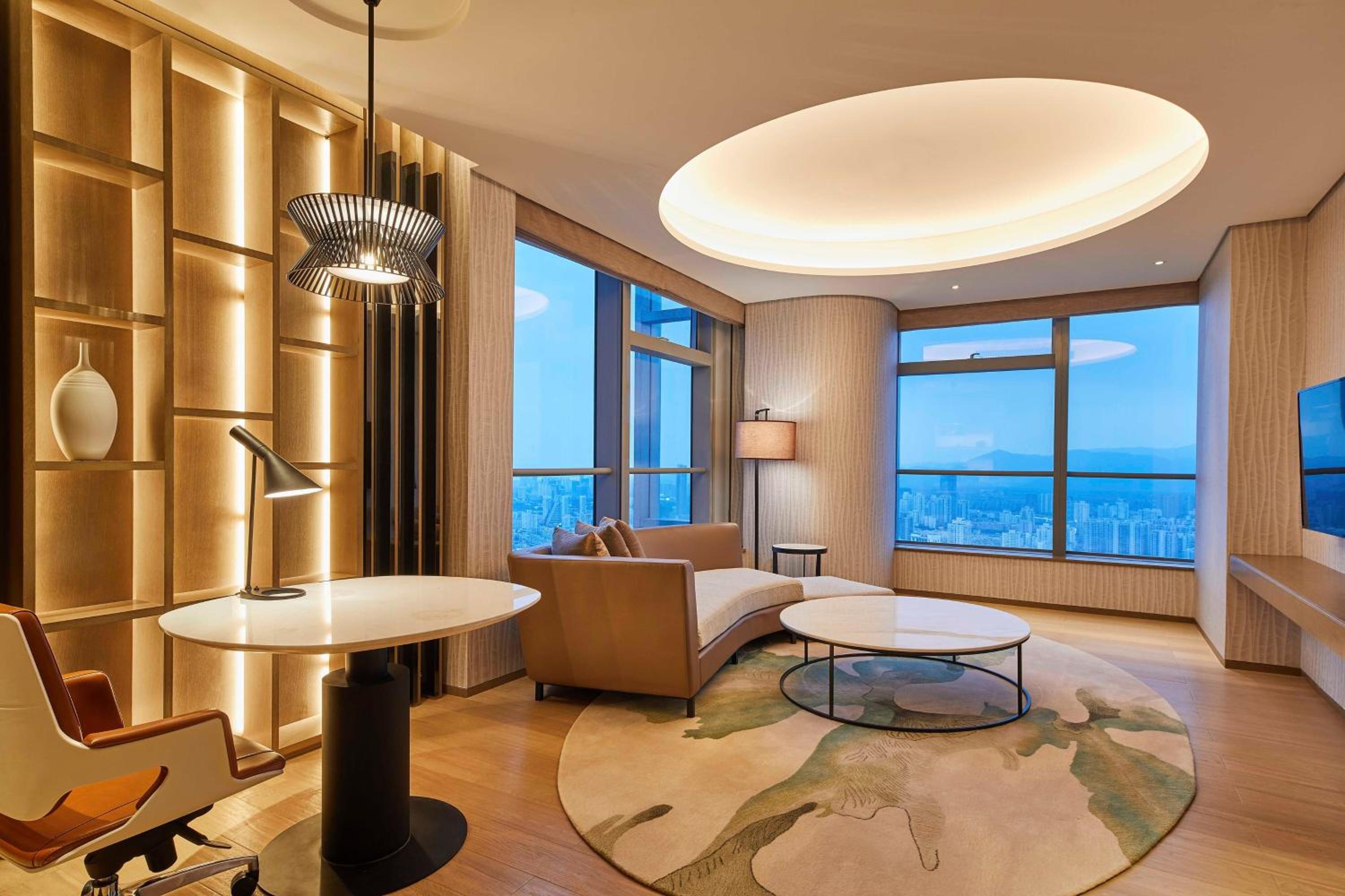 Deluxe Suite photo 1