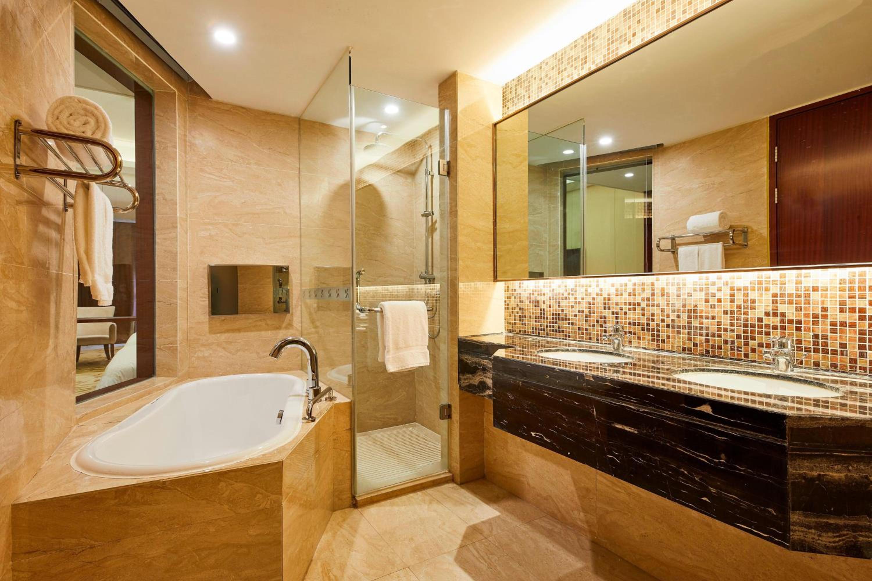 Traditional Twin, Larger Guest room, 1 Double, Mountain view photo 2