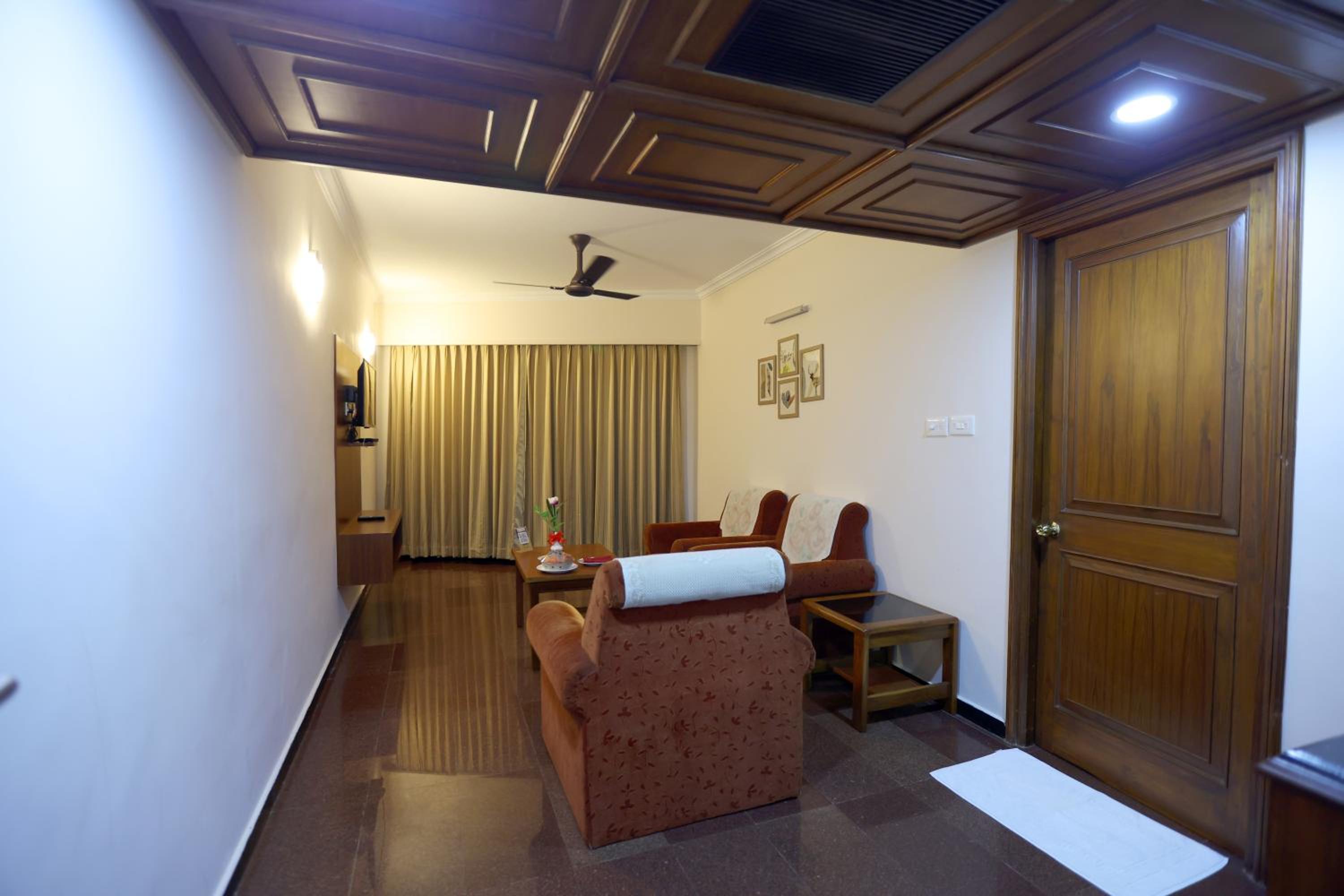 Suite - Photo 4