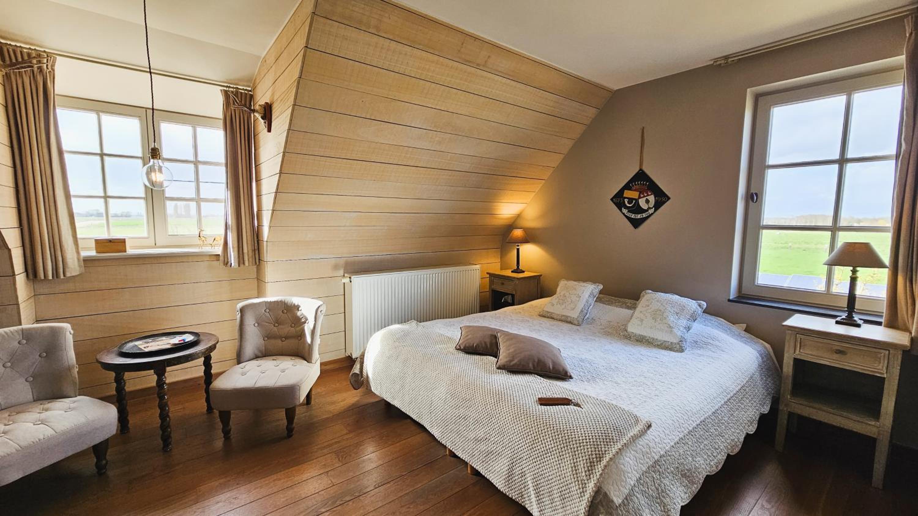 King Room with Spa Bath photo 3