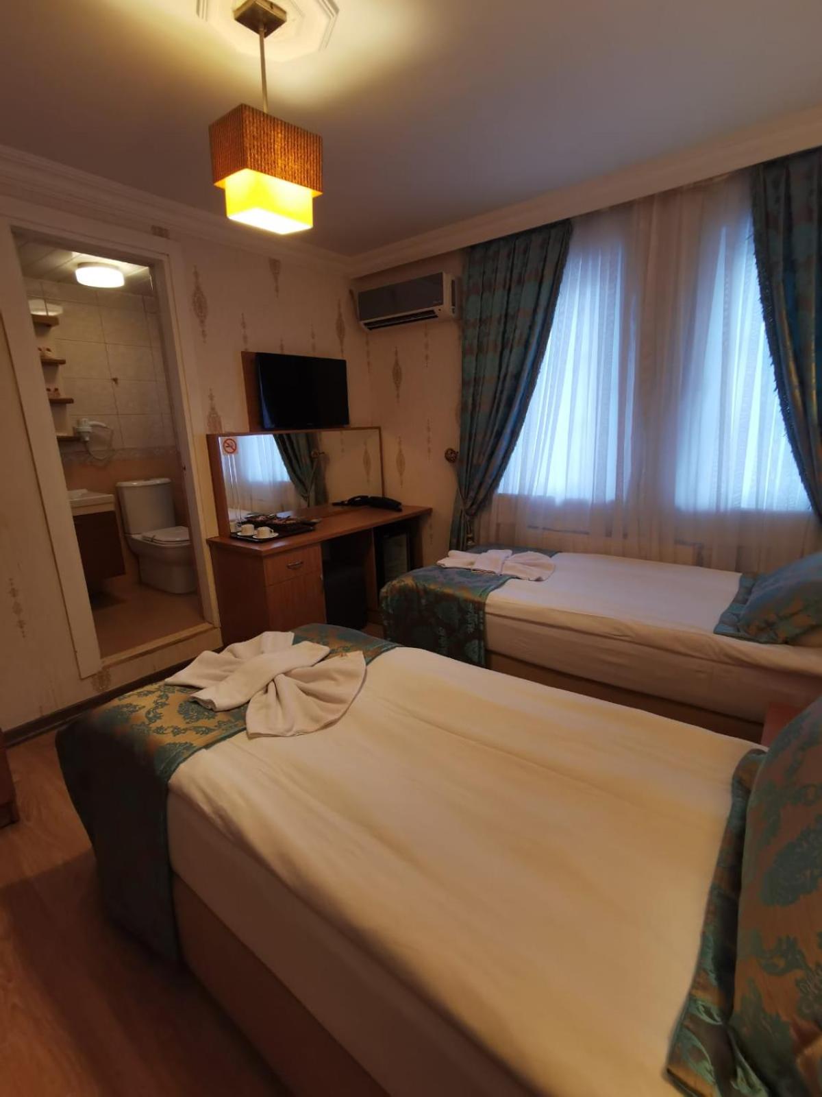Standard Twin Room photo 1